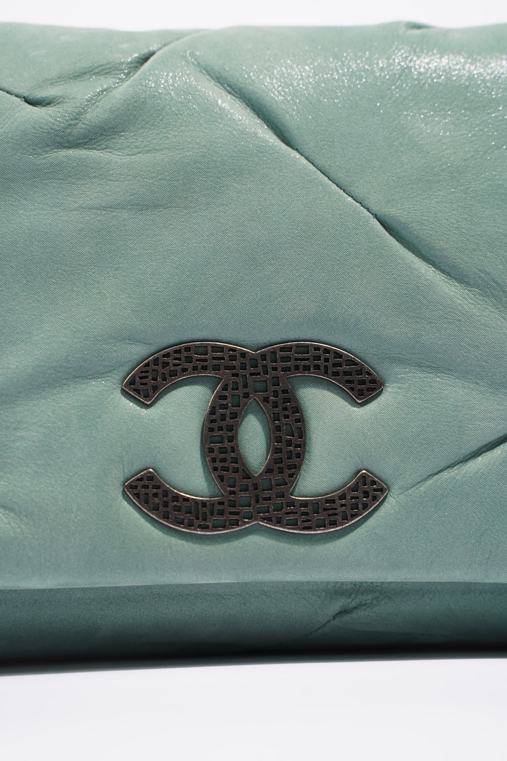 Chanel Womens Glint CC Flap Bag Moss Green Iridescent Leather