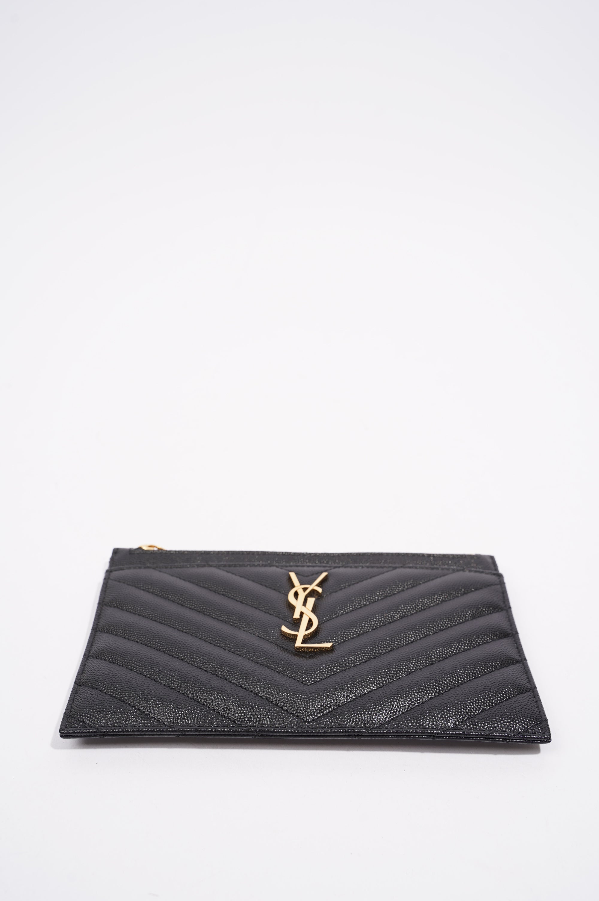 Saint Laurent Womens Cassandra Matelasse Zipped Pouch Black / Gold
