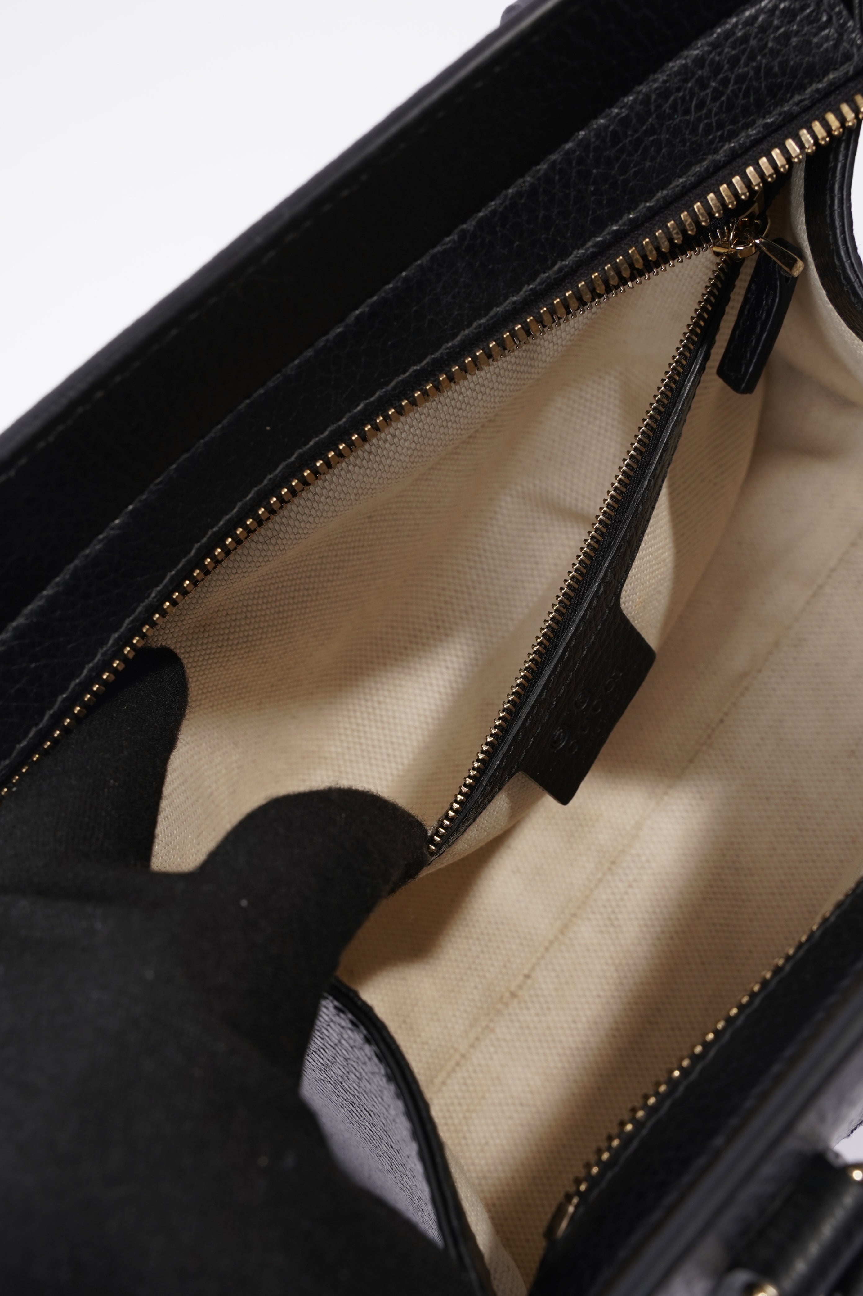 Gucci Womens Soho Tote Bag Black Leather Small
