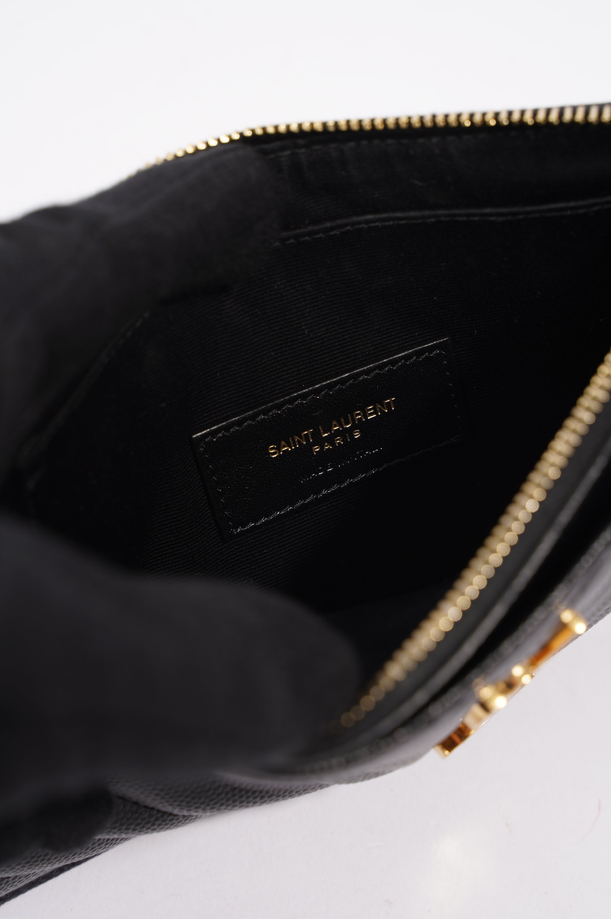 Saint Laurent Womens Cassandra Matelasse Zipped Pouch Black / Gold