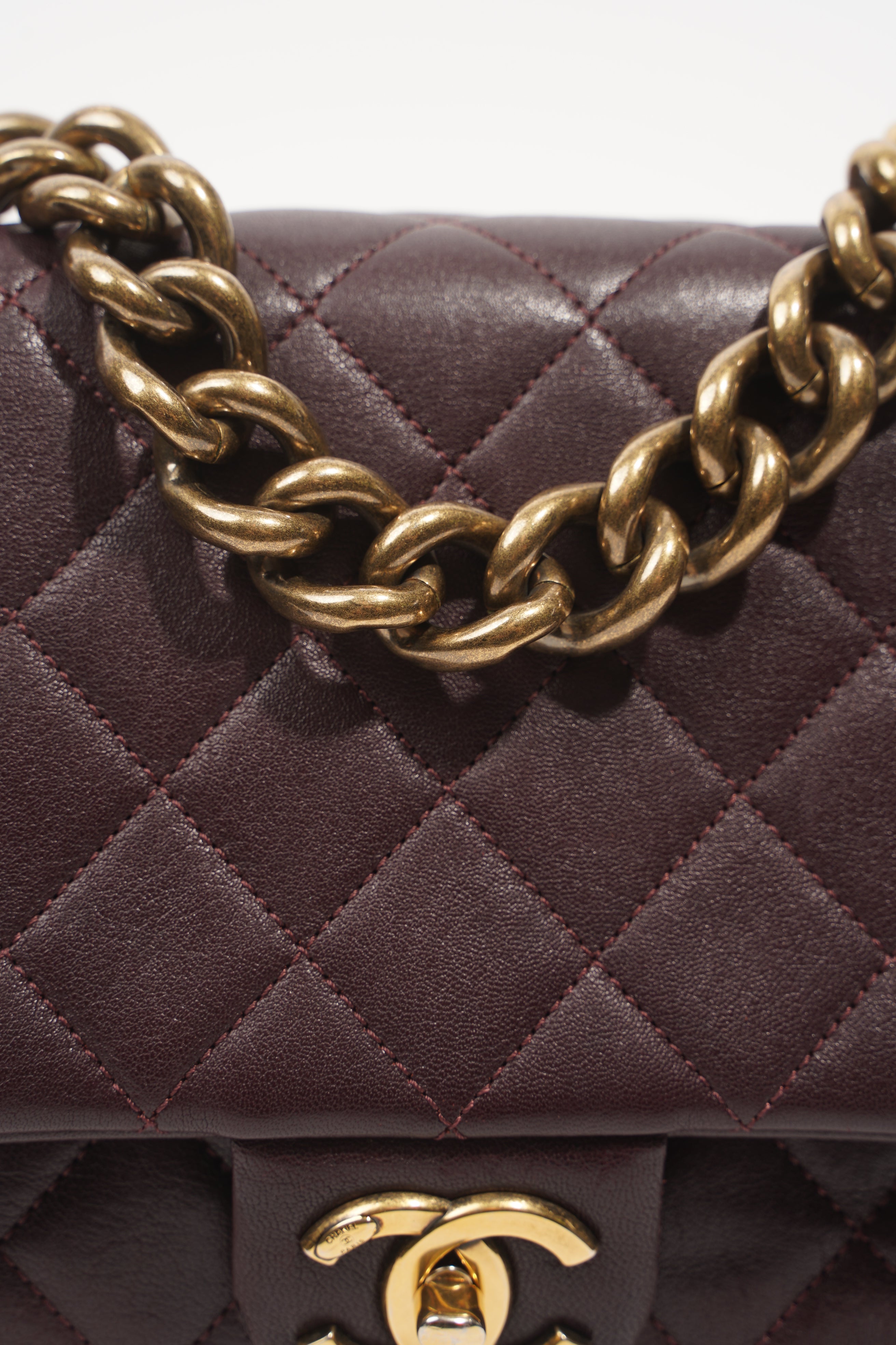 Chanel Womens Trapezio Purple