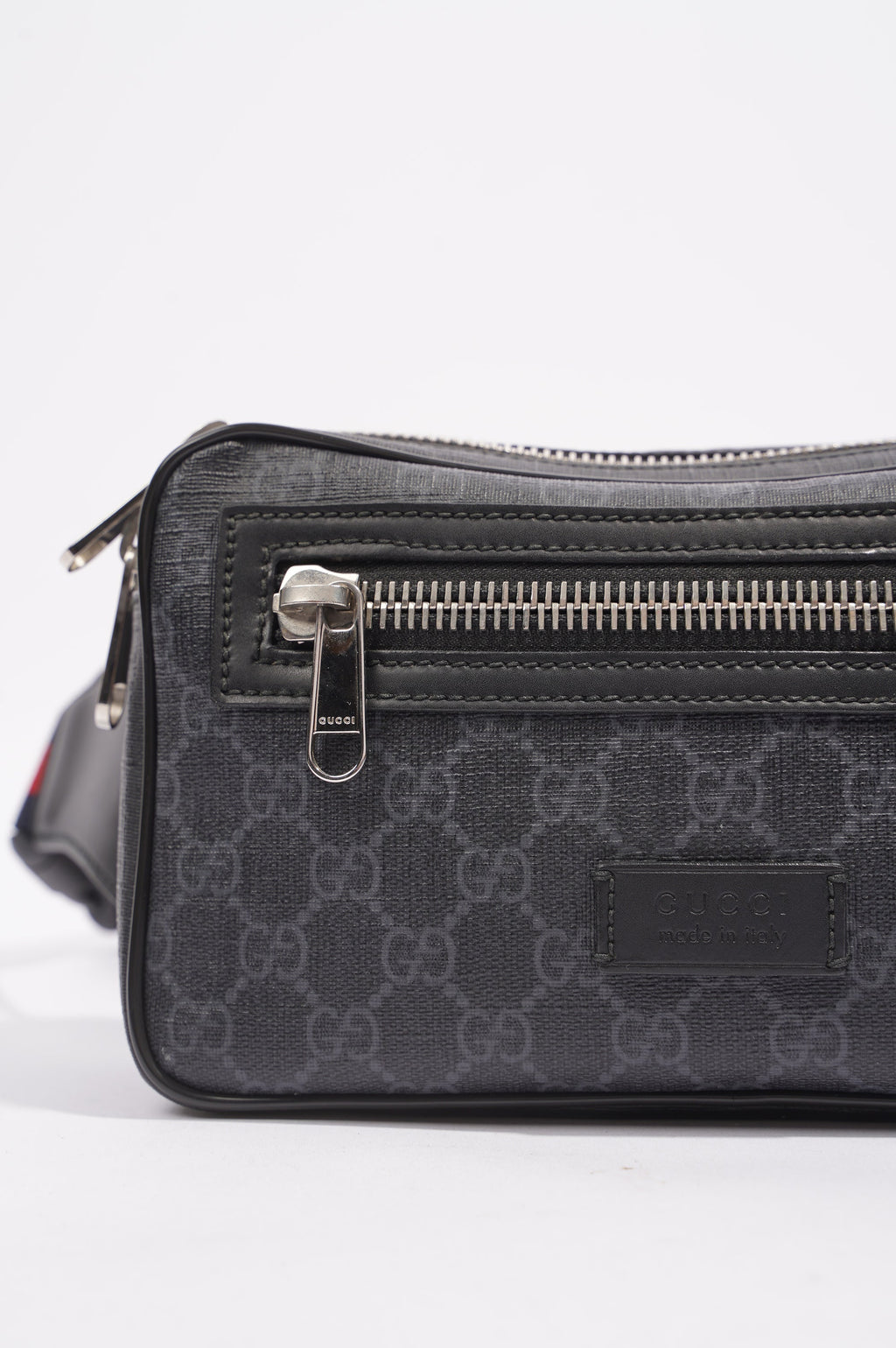 Gucci Mens Soft Zip Belt Bag Black Canvas Small
