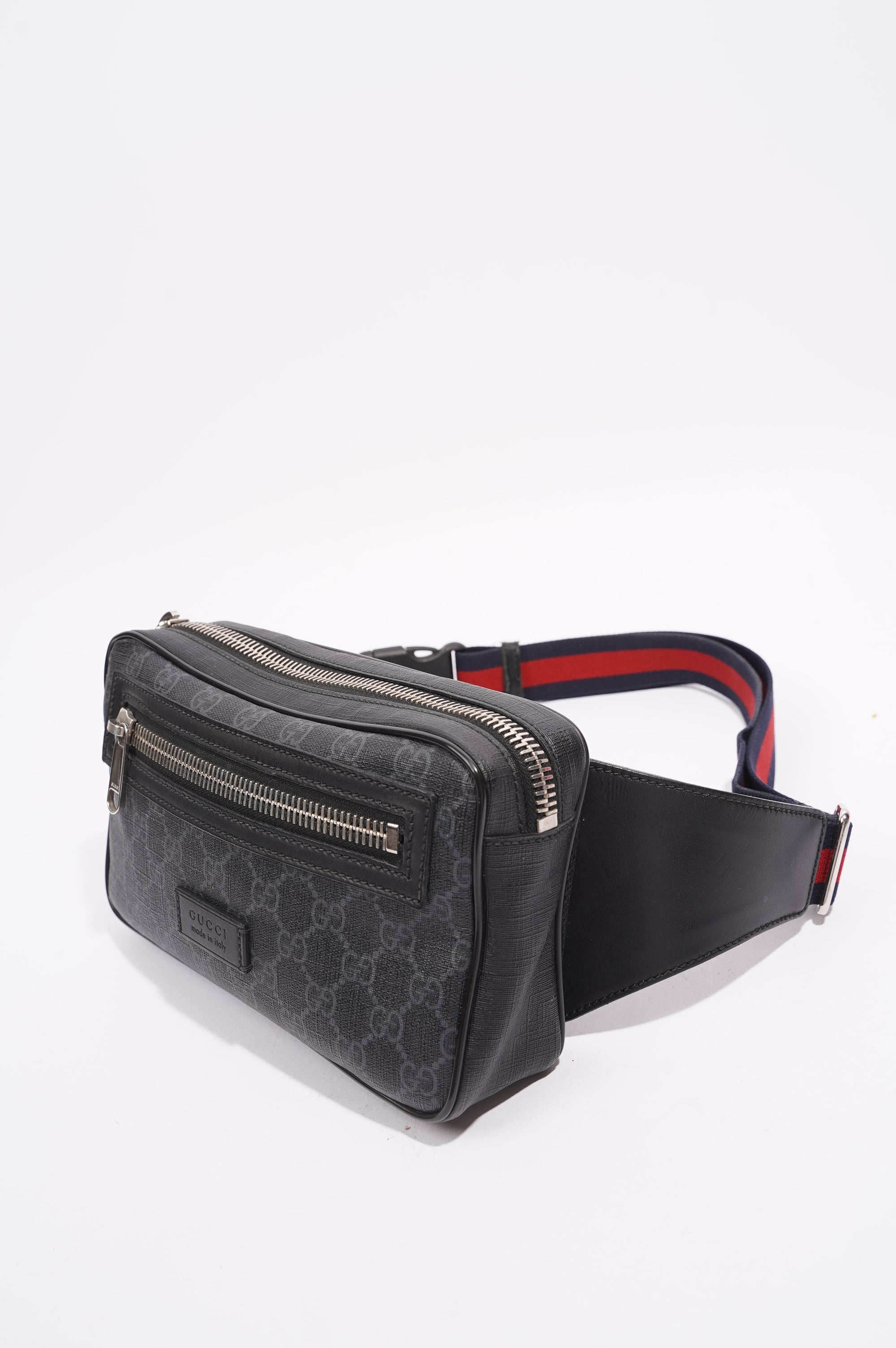 Gucci Mens Soft Zip Belt Bag Black Canvas Small