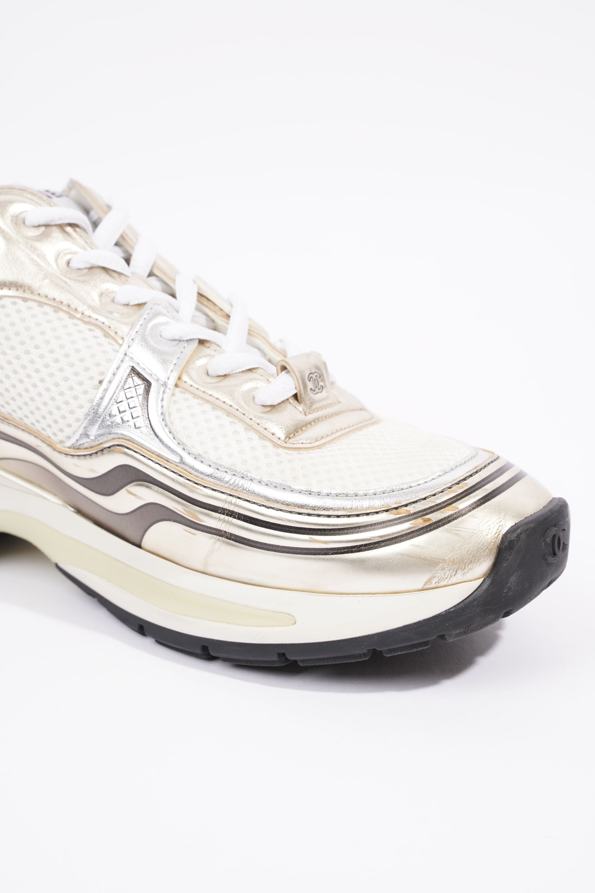 Chanel Womens CC Runner White / Silver EU 38 / UK 5