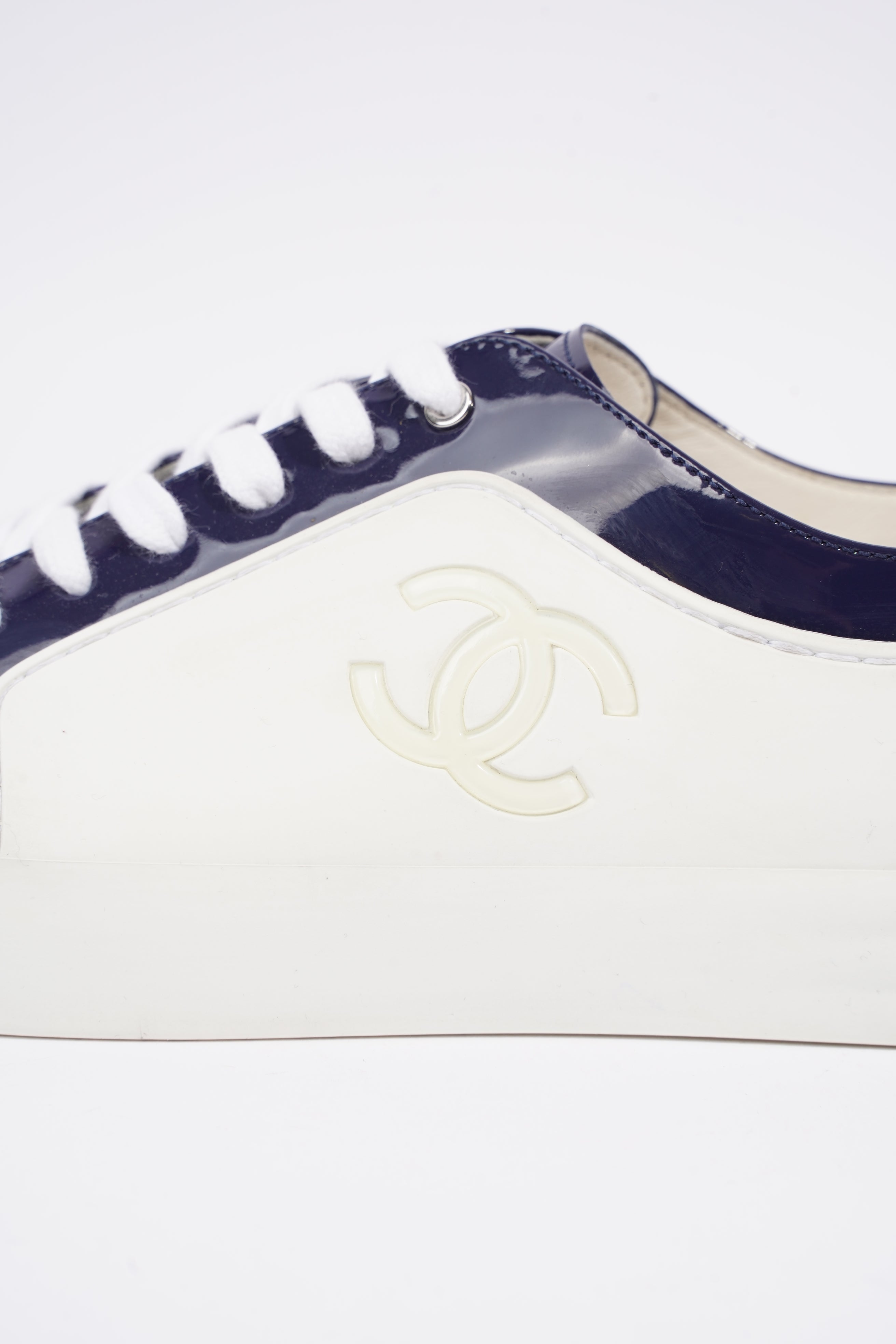 Chanel Womens CC Patent Logo Sneaker Blue / White EU 41 / UK 8