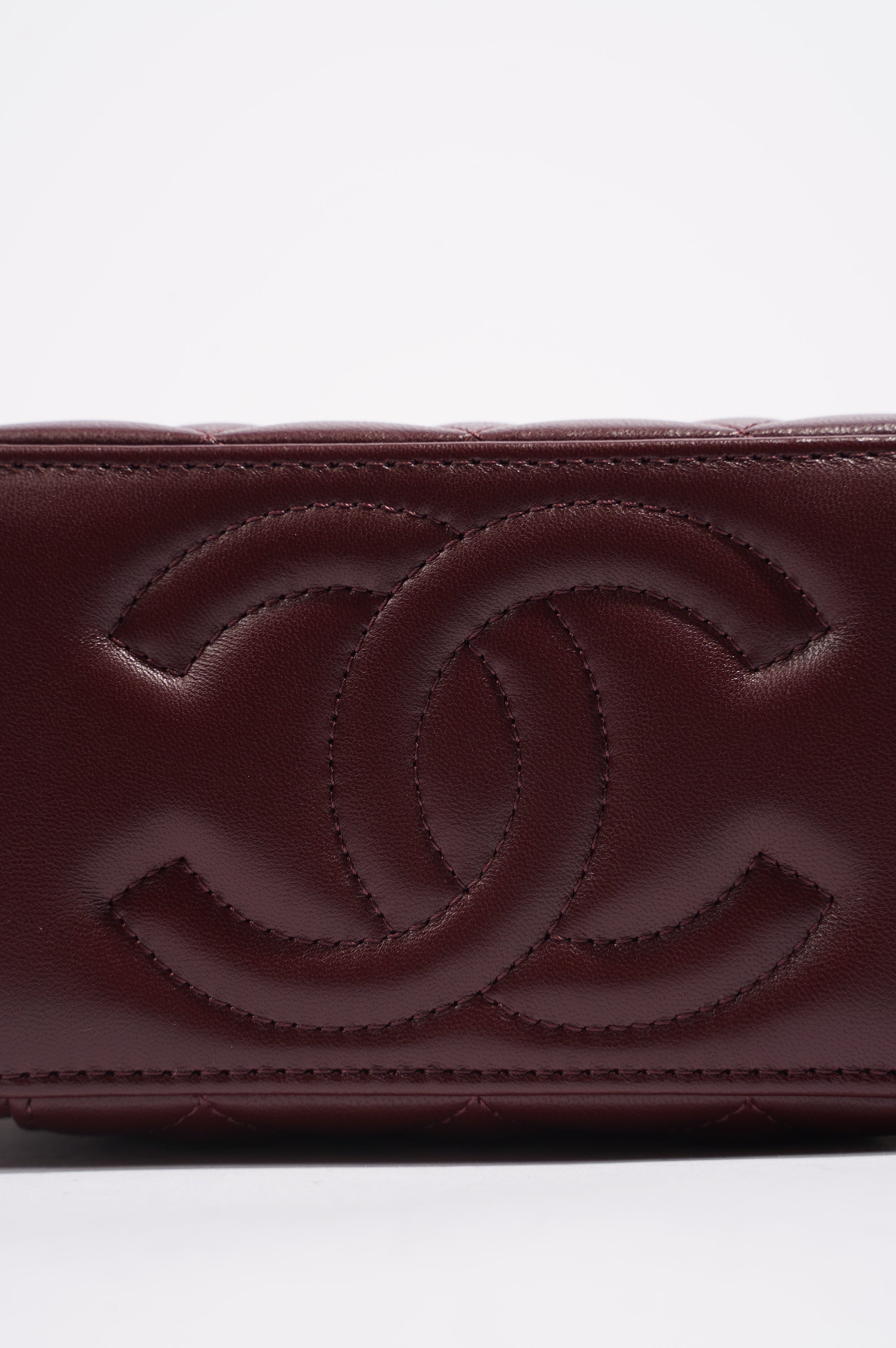 Chanel Womens Vanity Case Burgundy