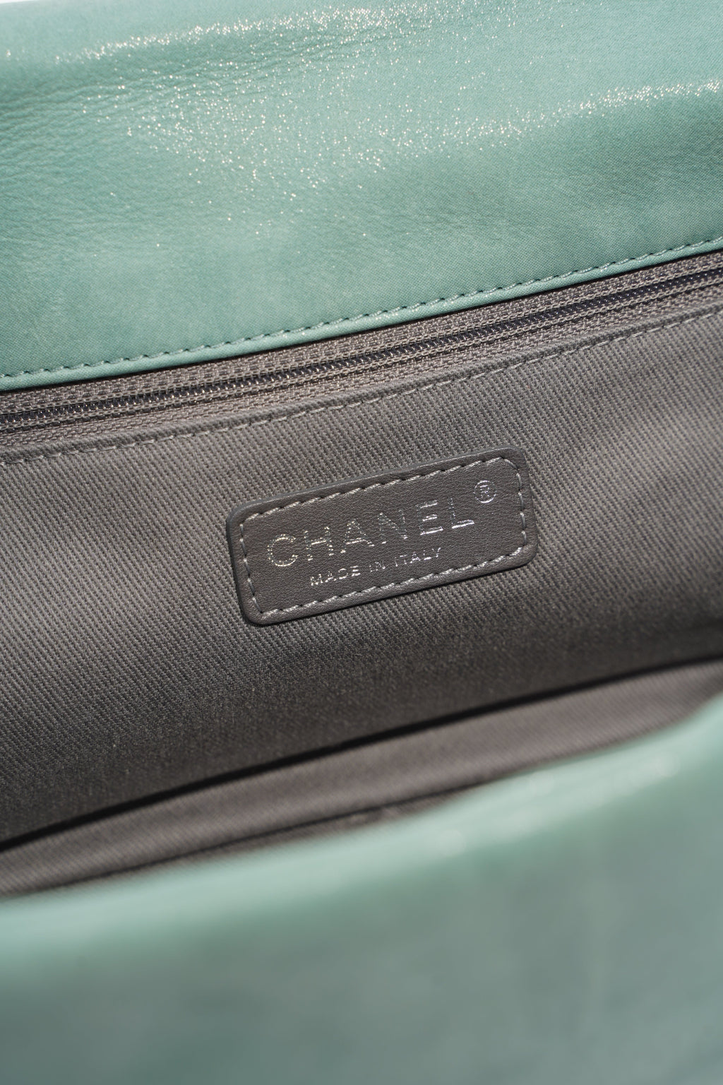Chanel Womens Glint CC Flap Bag Moss Green Iridescent Leather