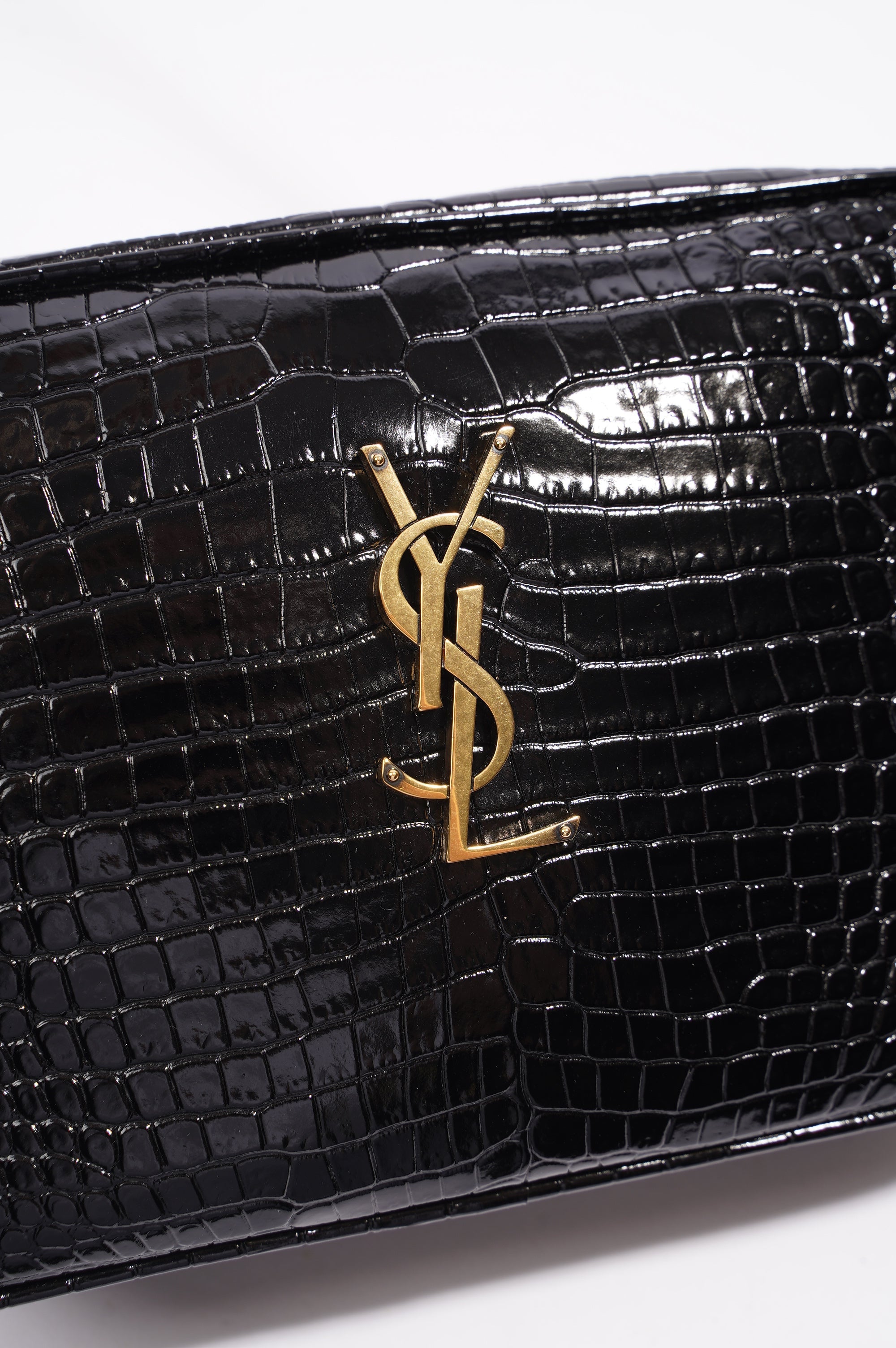 Saint Laurent Womens Lou Camera Crossbody Bag Black Leather