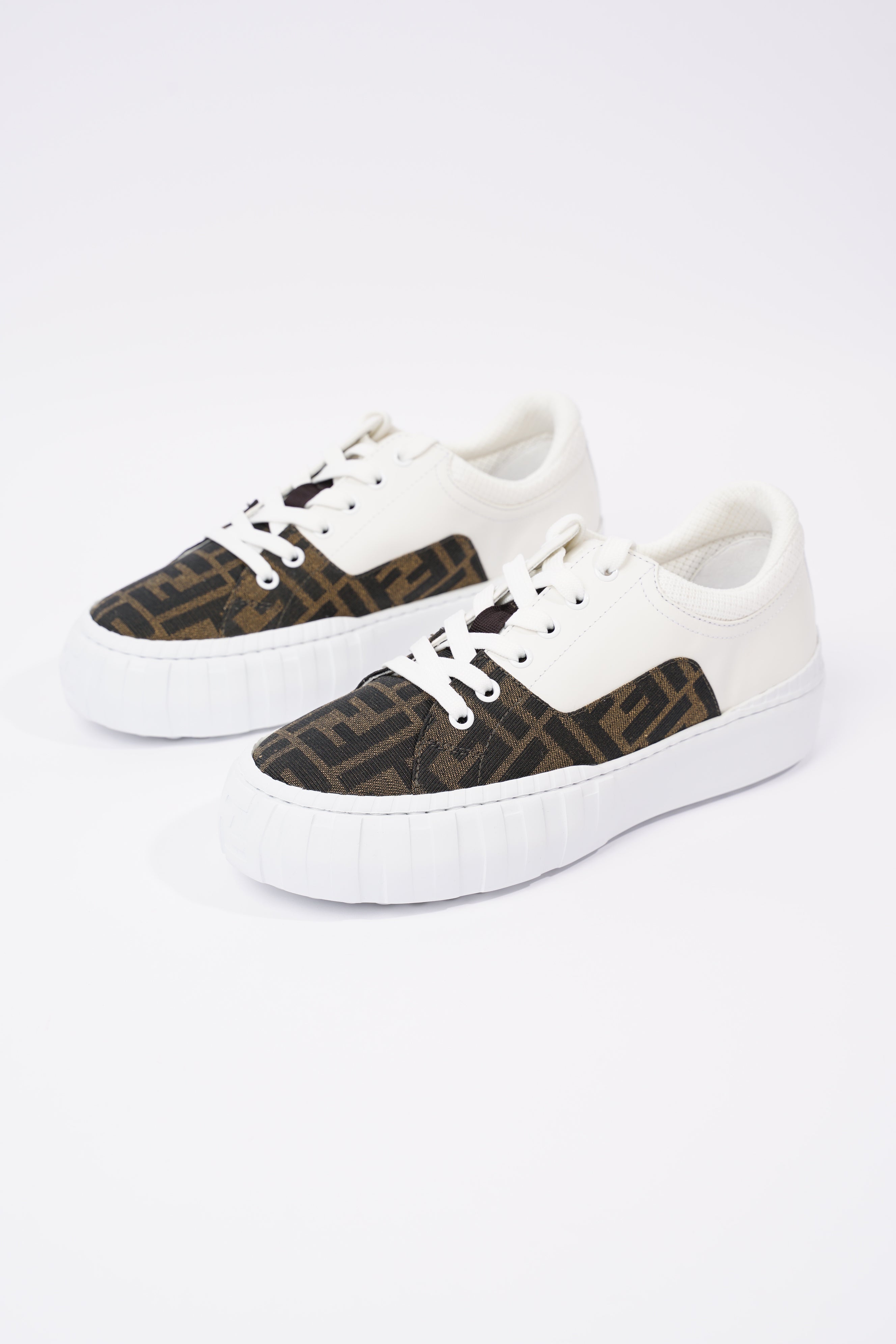 Fendi Womens Force Sneaker White / Monogram EU 38 / UK 5