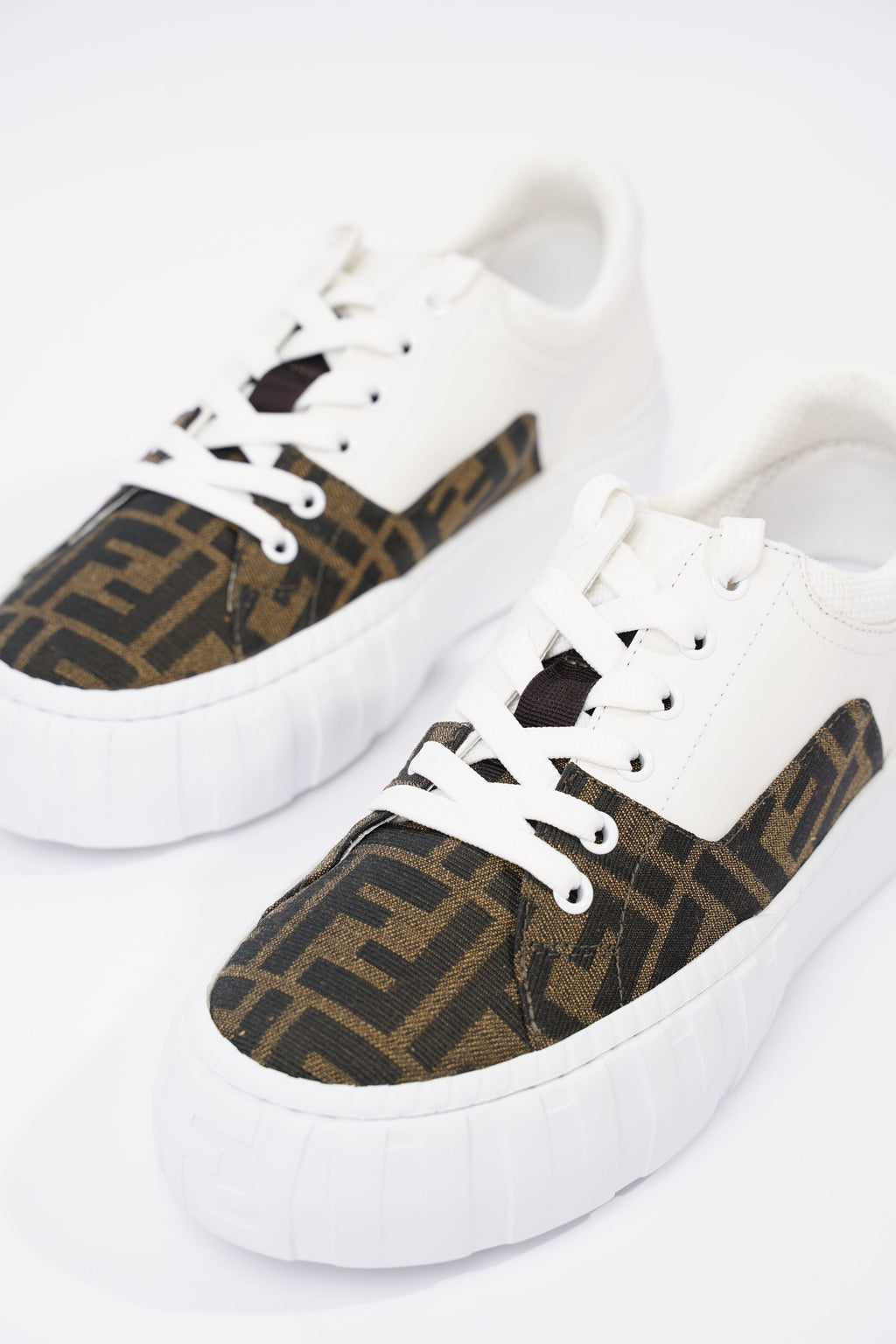 Fendi Womens Force Sneaker White / Monogram EU 38 / UK 5