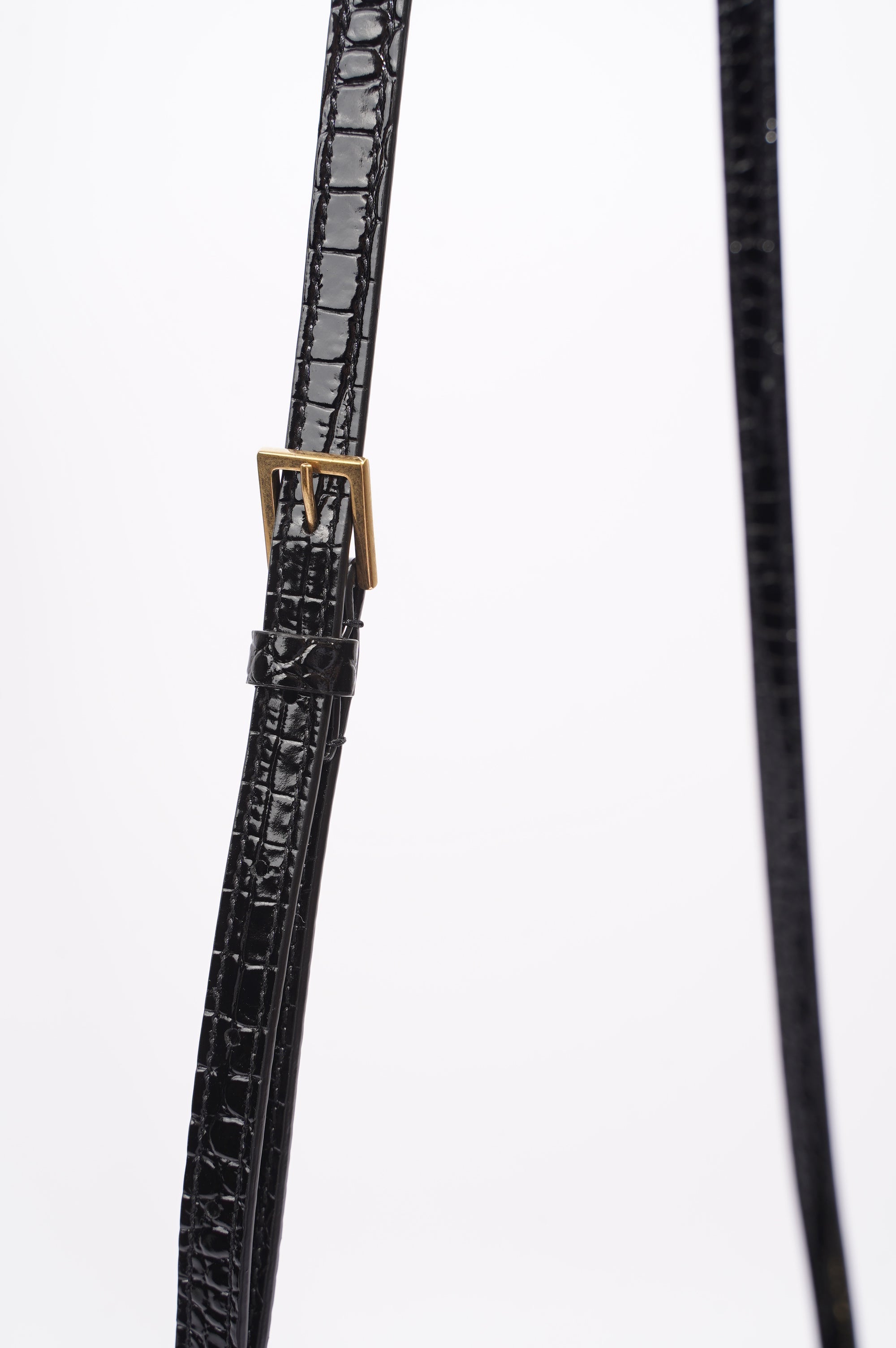 Saint Laurent Womens Lou Camera Crossbody Bag Black Leather