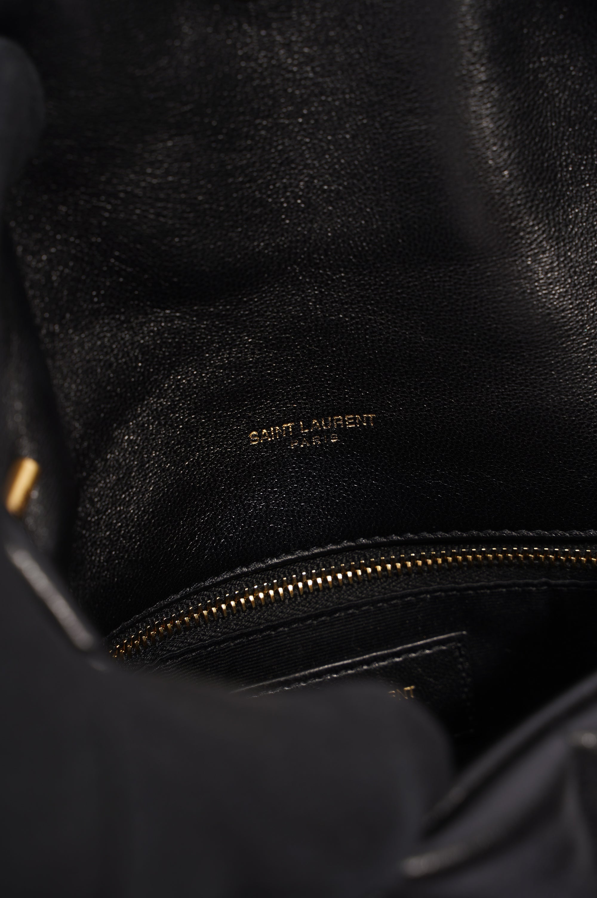 Saint Laurent Womens Loulou Toy Puffer Bag Black