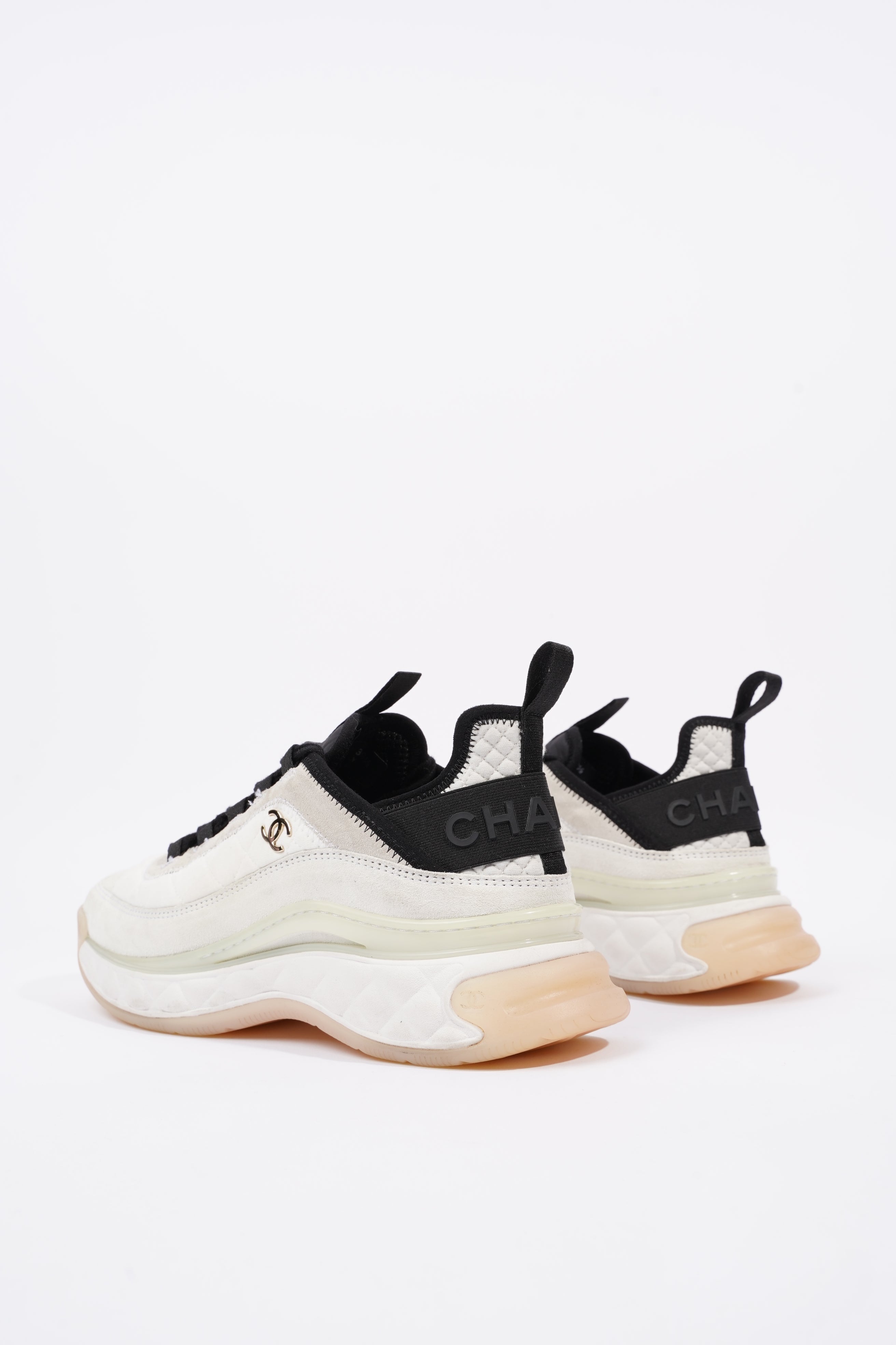 Chanel Womens CC Logo Runners Cream EU 39.5 / UK 6.5