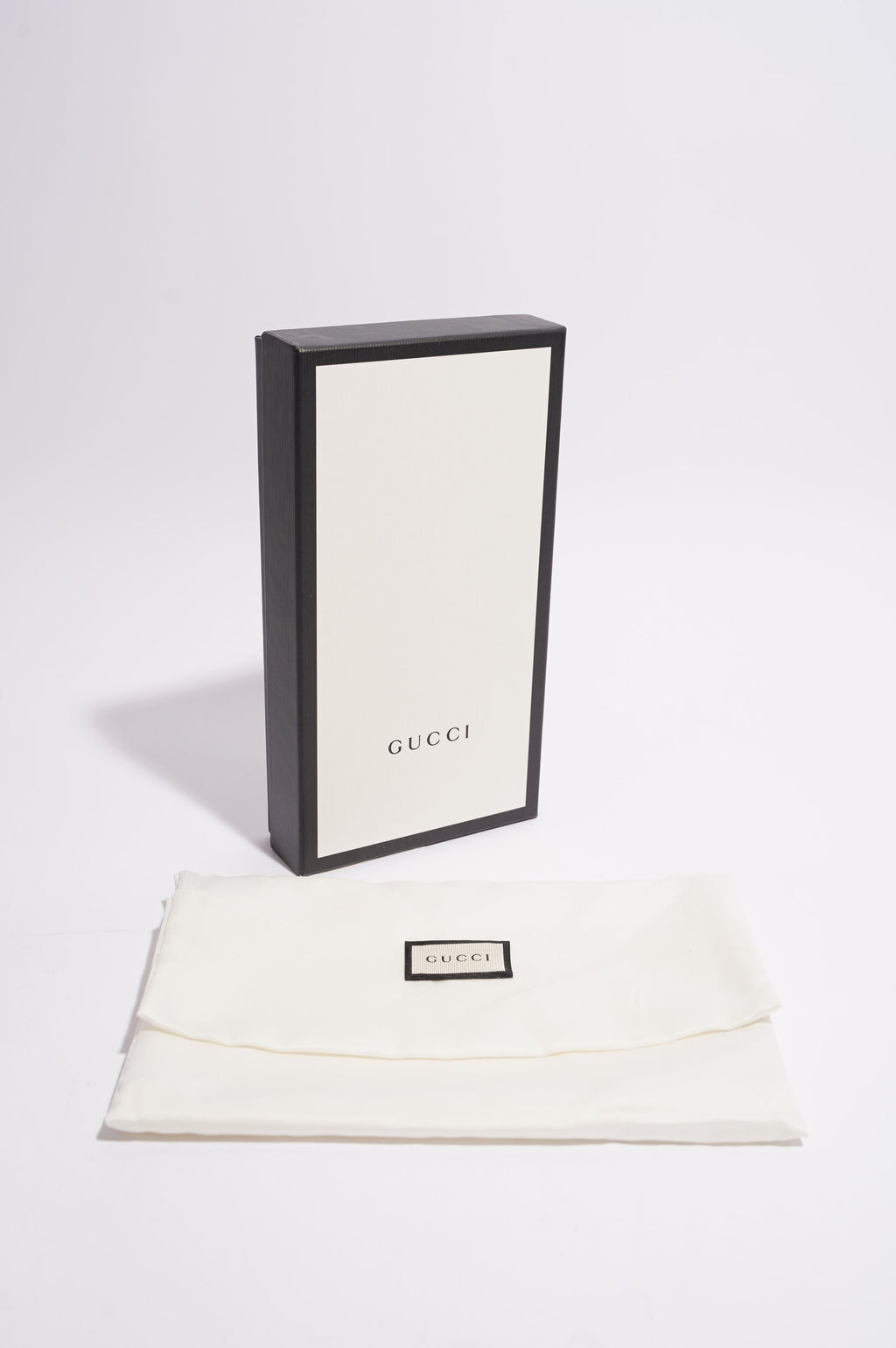 Gucci Womens Marmont Zip Around Wallet Nude