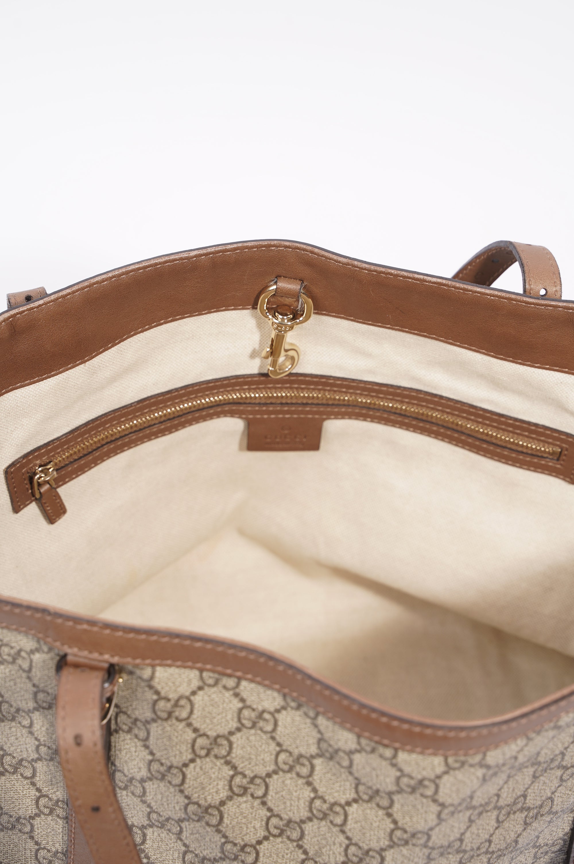 Gucci Womens GG Tote Bag Supreme