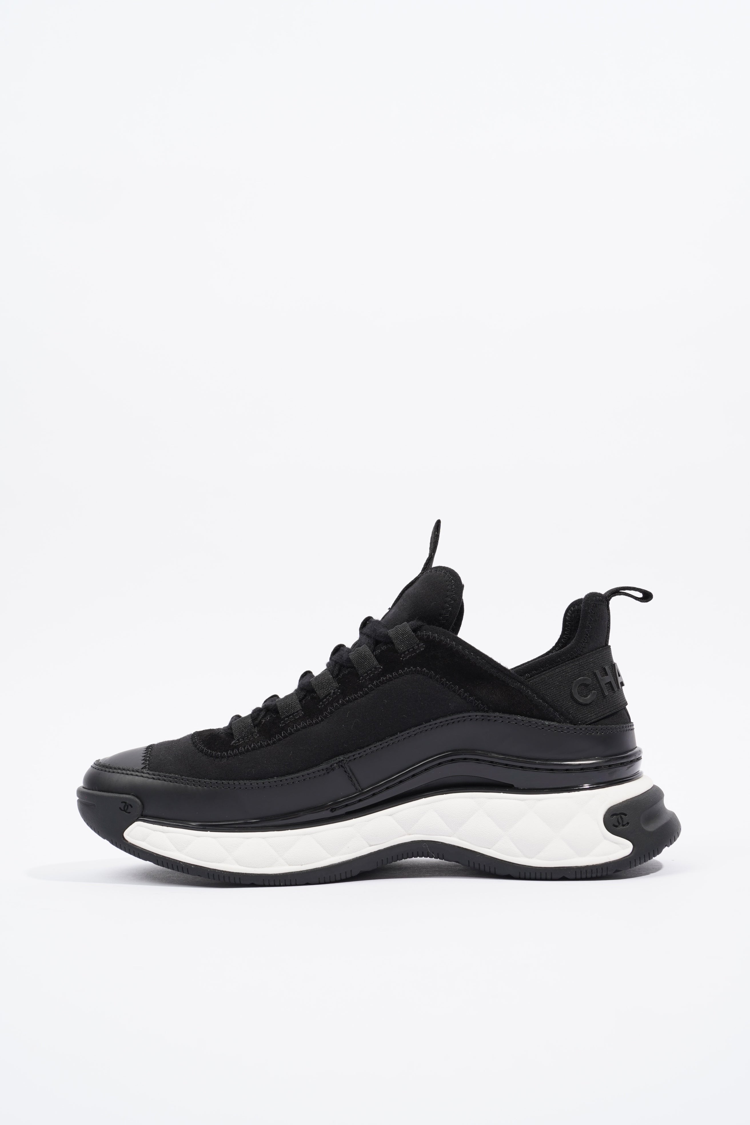 Chanel Womens CC Logo Runner Black EU 38 / UK 5