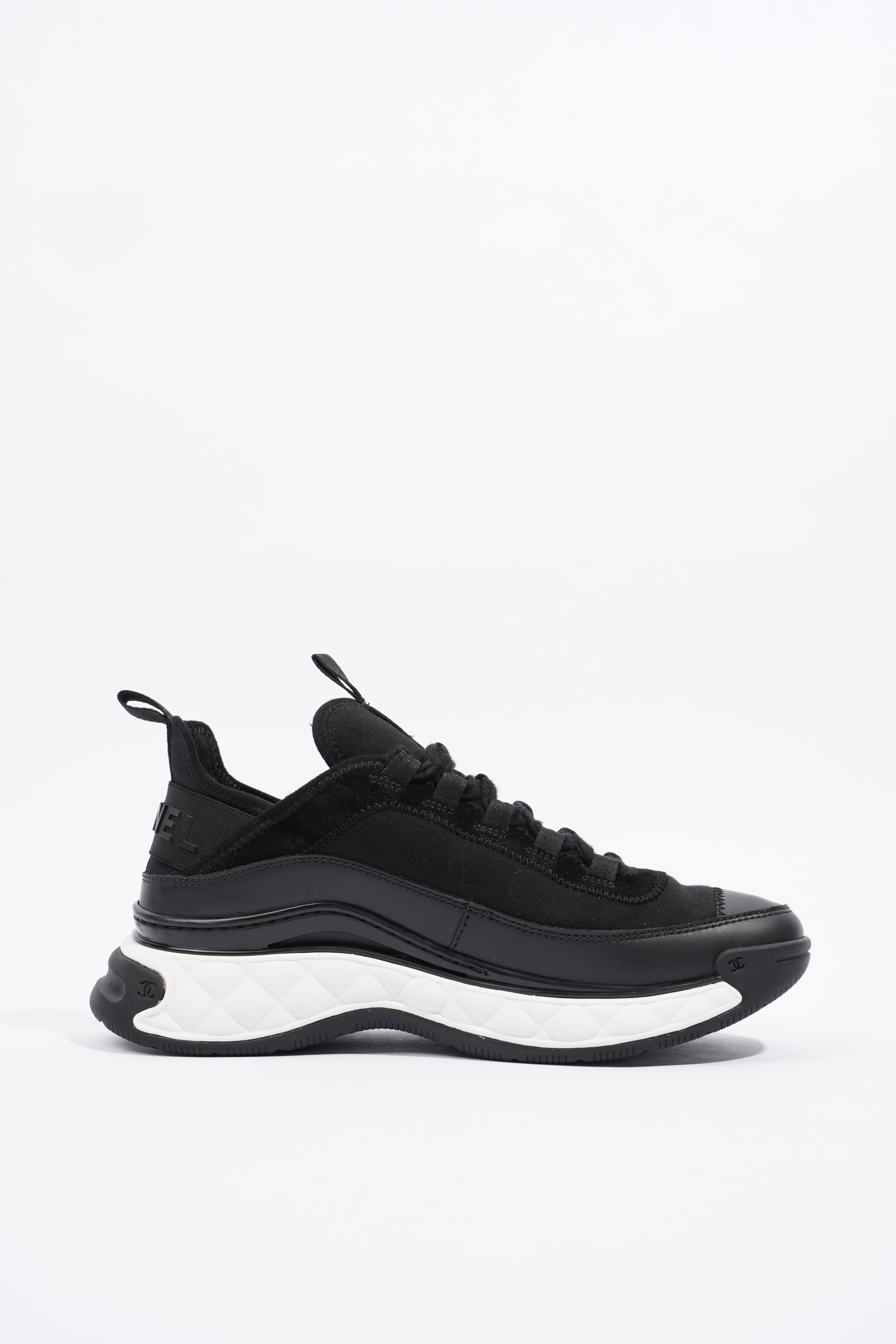 Chanel Womens CC Logo Runner Black EU 38 / UK 5