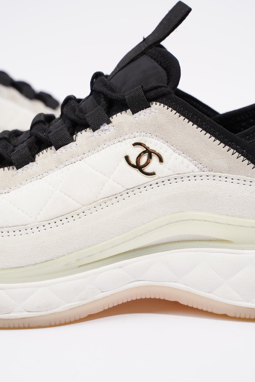 Chanel Womens CC Logo Runners Cream EU 39.5 / UK 6.5