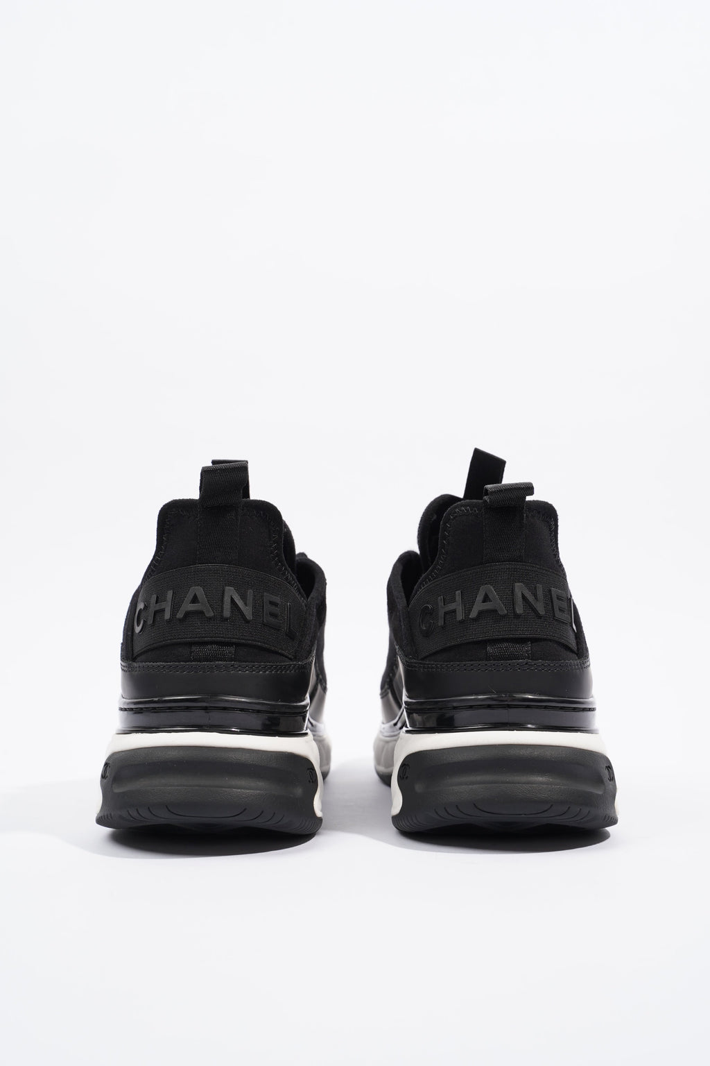 Chanel Womens CC Logo Runner Black EU 38 / UK 5