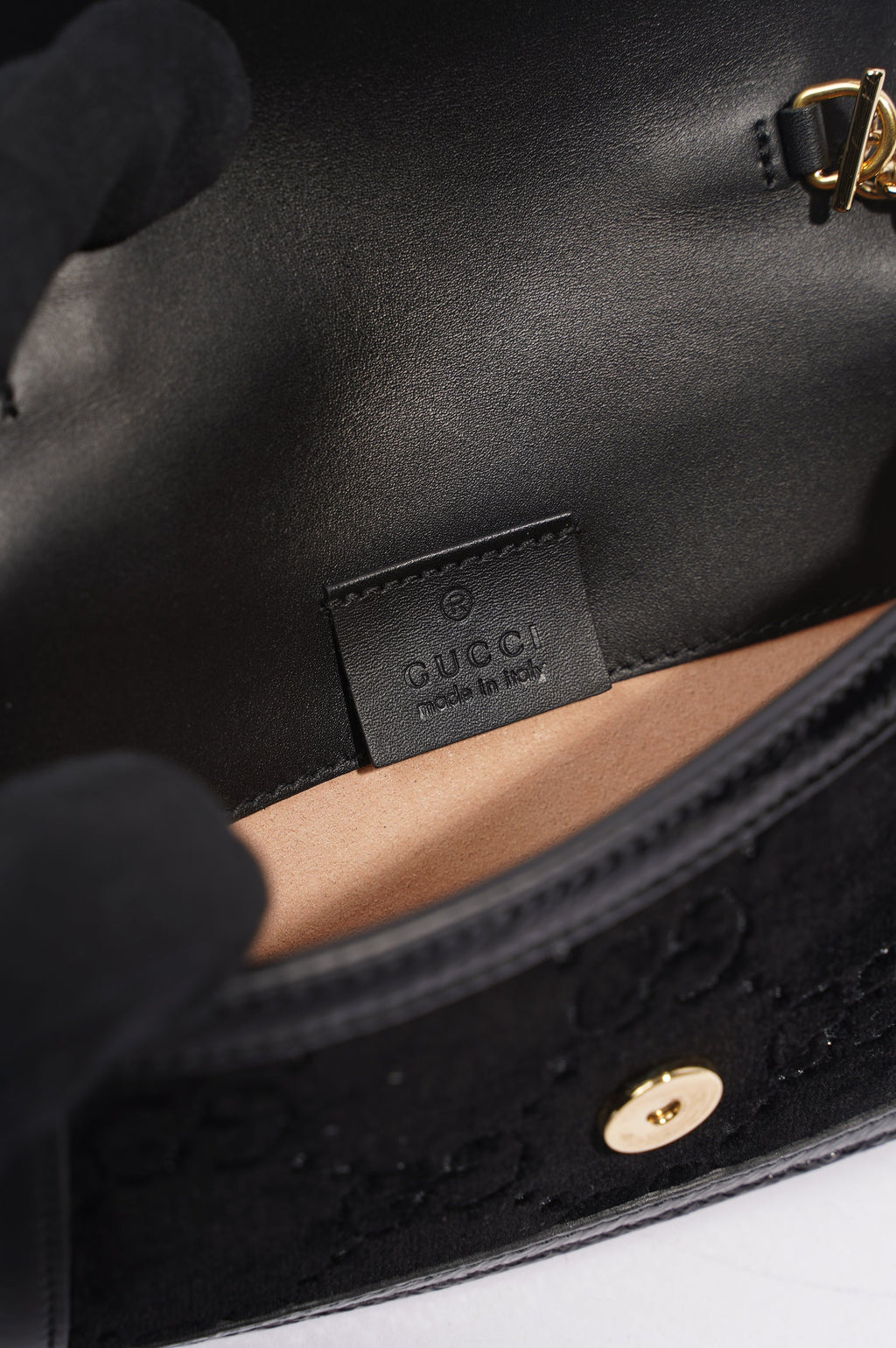 Gucci Womens Sylvie Chain Bag Black Velvet Super Mini