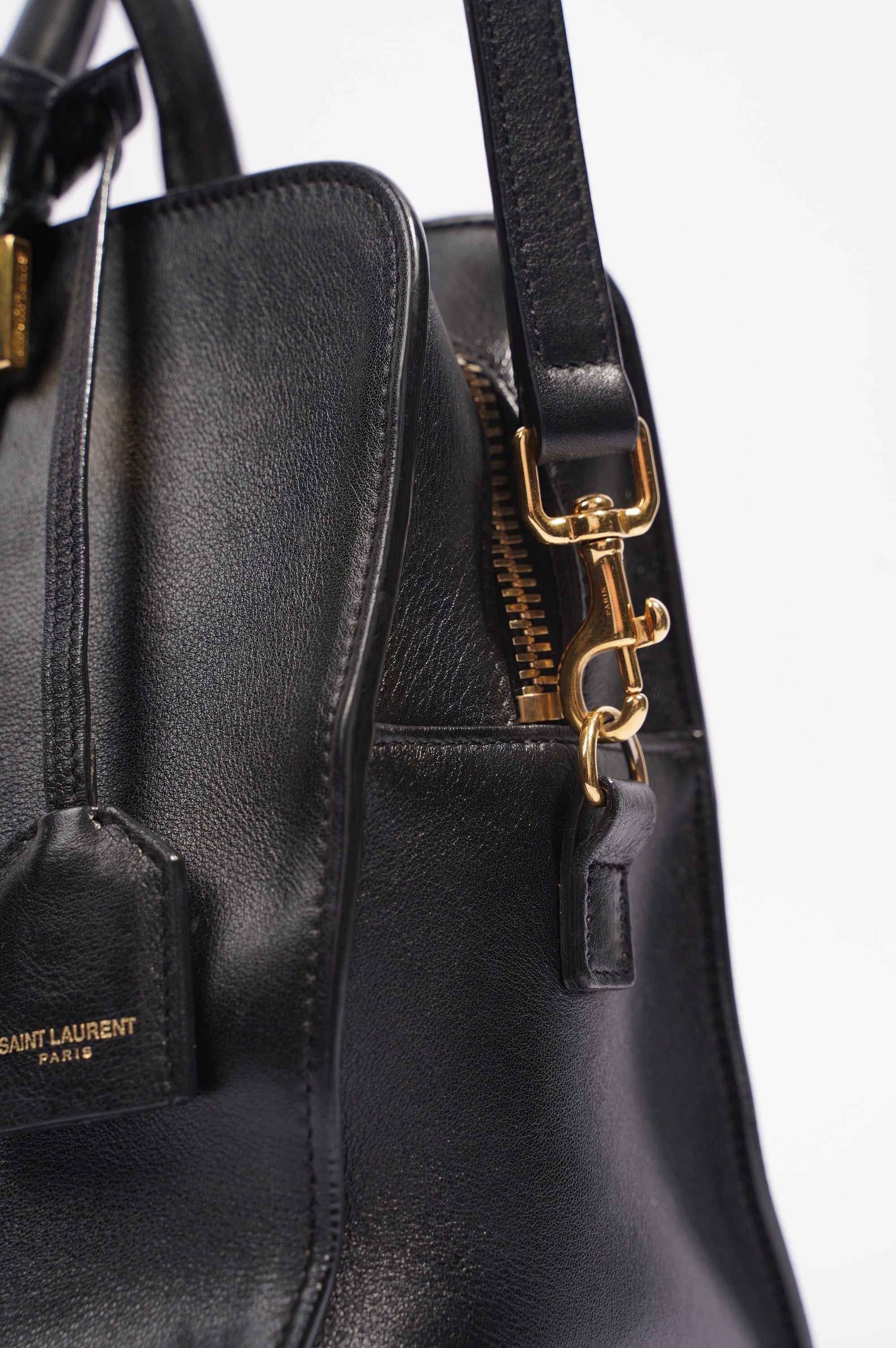 Saint Laurent Womens Cabas Black / Gold Small