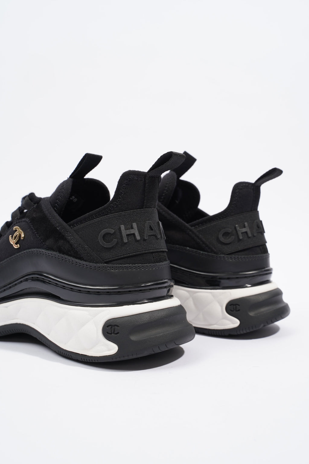 Chanel Womens CC Logo Runner Black EU 38 / UK 5