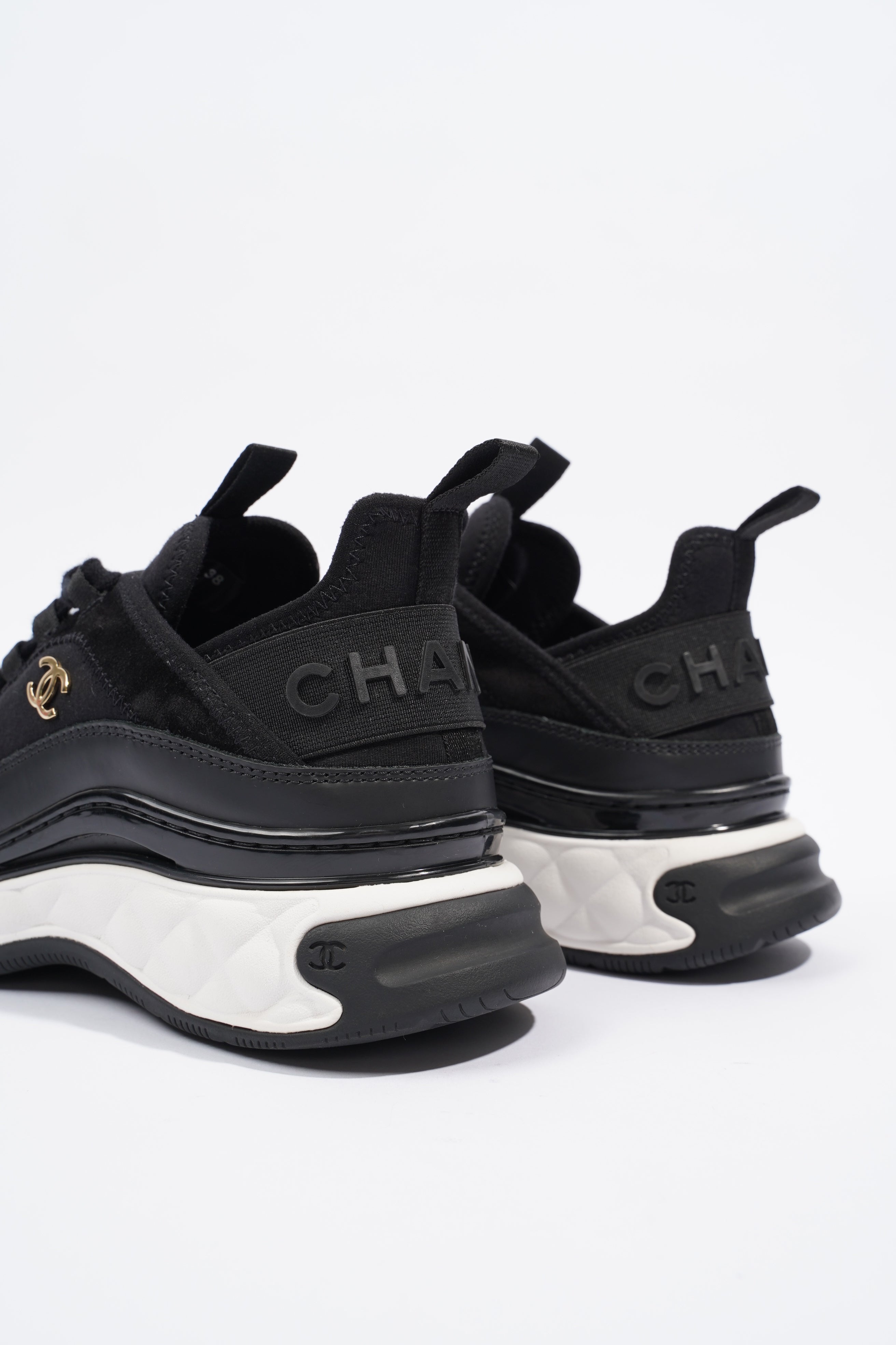 Chanel Womens CC Logo Runner Black EU 38 / UK 5