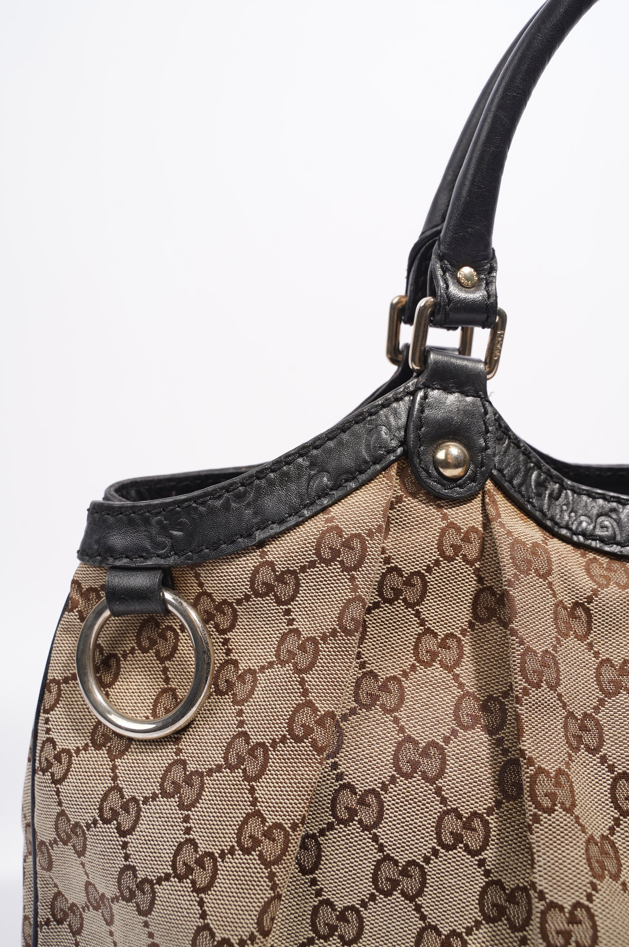 Gucci Sukey Tote Supreme