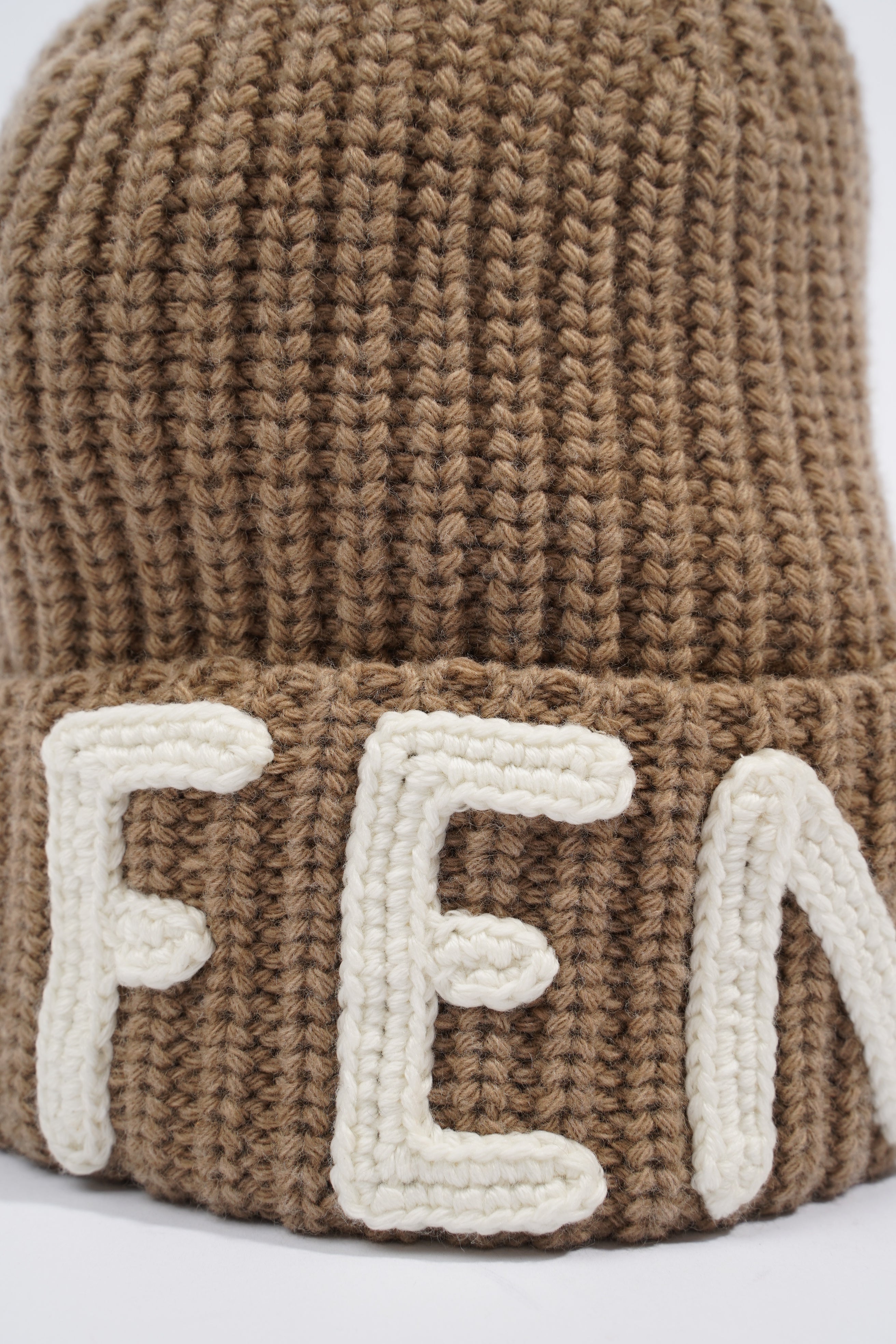 Fendi Fendi Beanie Beige Wool S-M