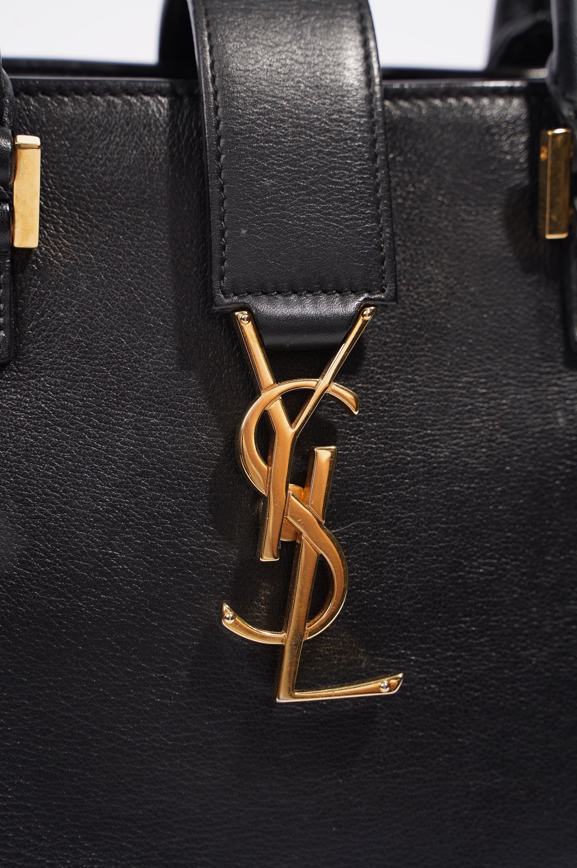 Saint Laurent Womens Cabas Black / Gold Small