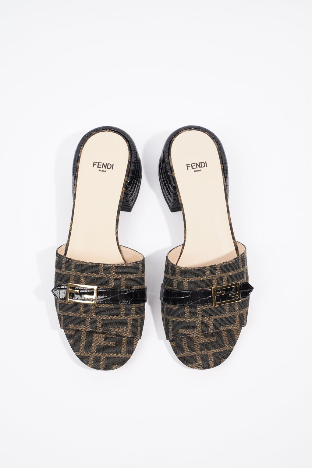 Fendi FF Sandal Zucca EU 38 / UK 5