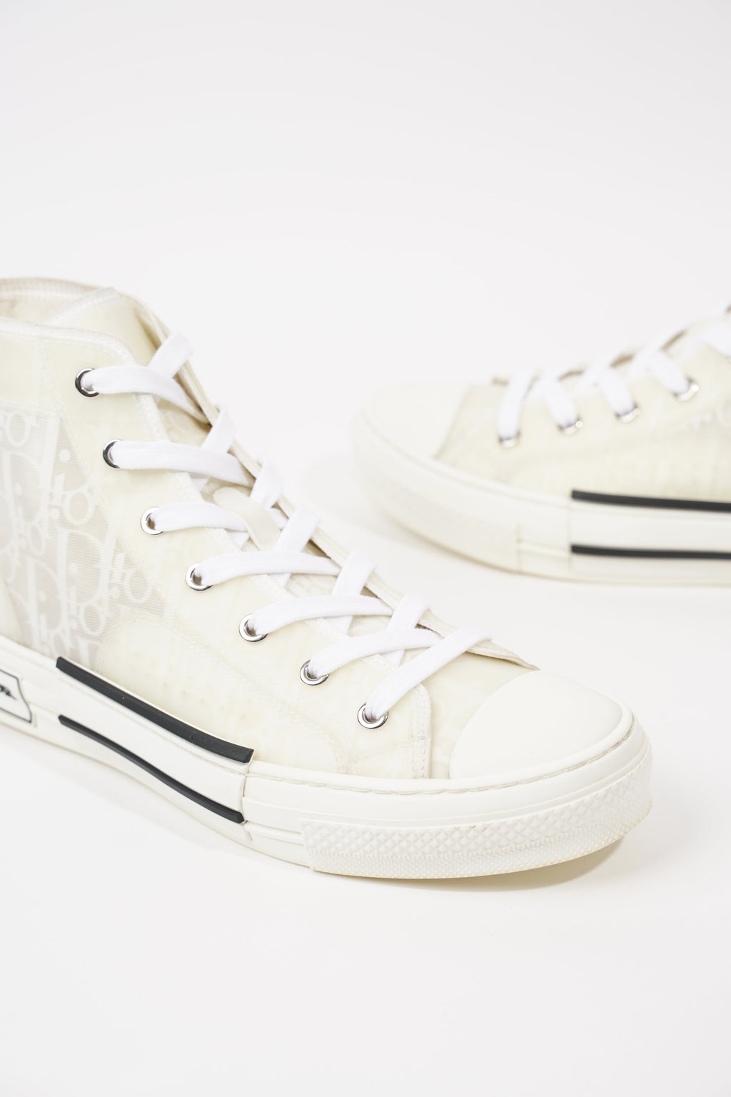 Christian Dior Womens B23 White EU 40.5 / UK 7.5