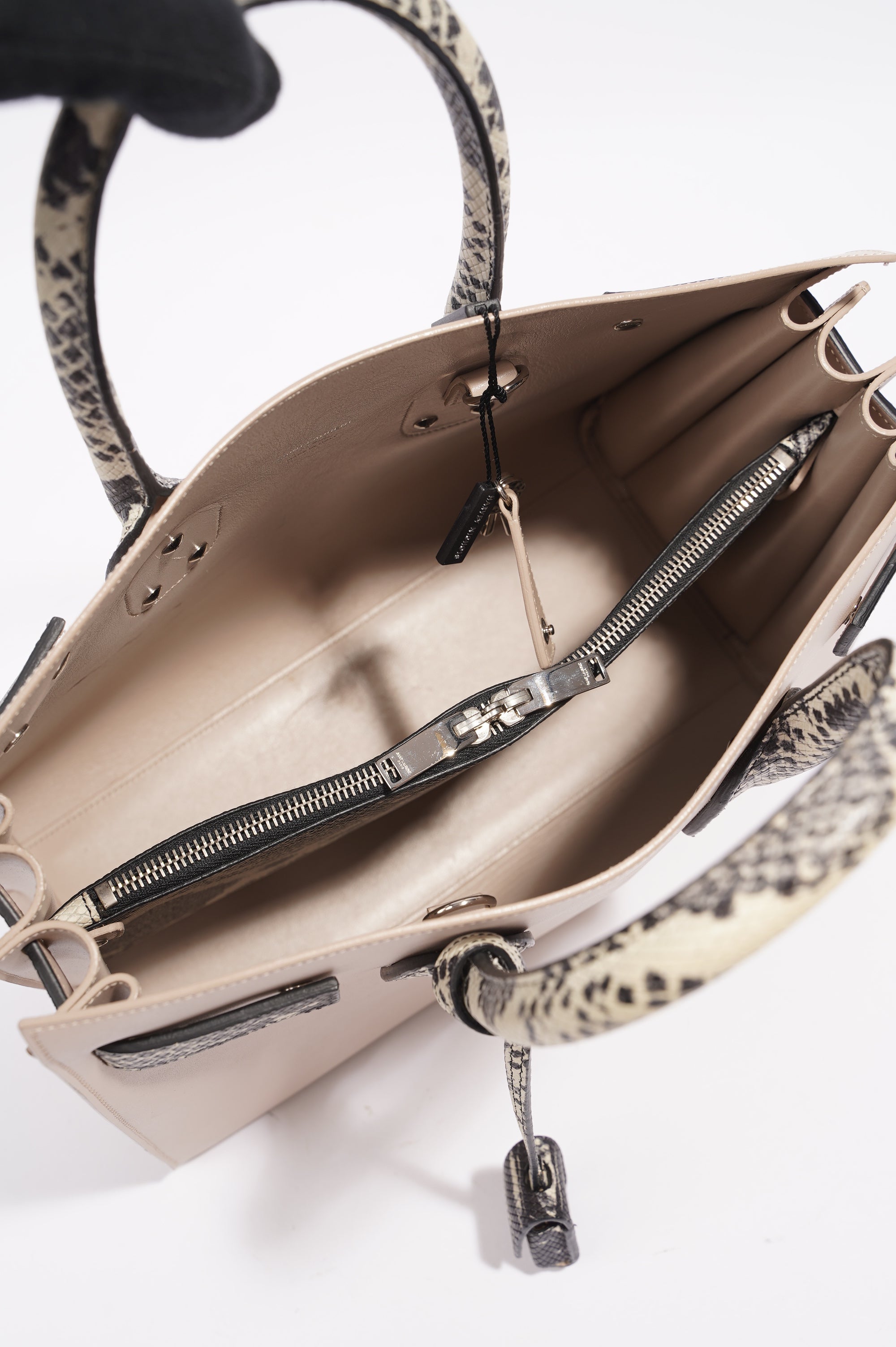 Saint Laurent Sac De Jour Nude / Python Small