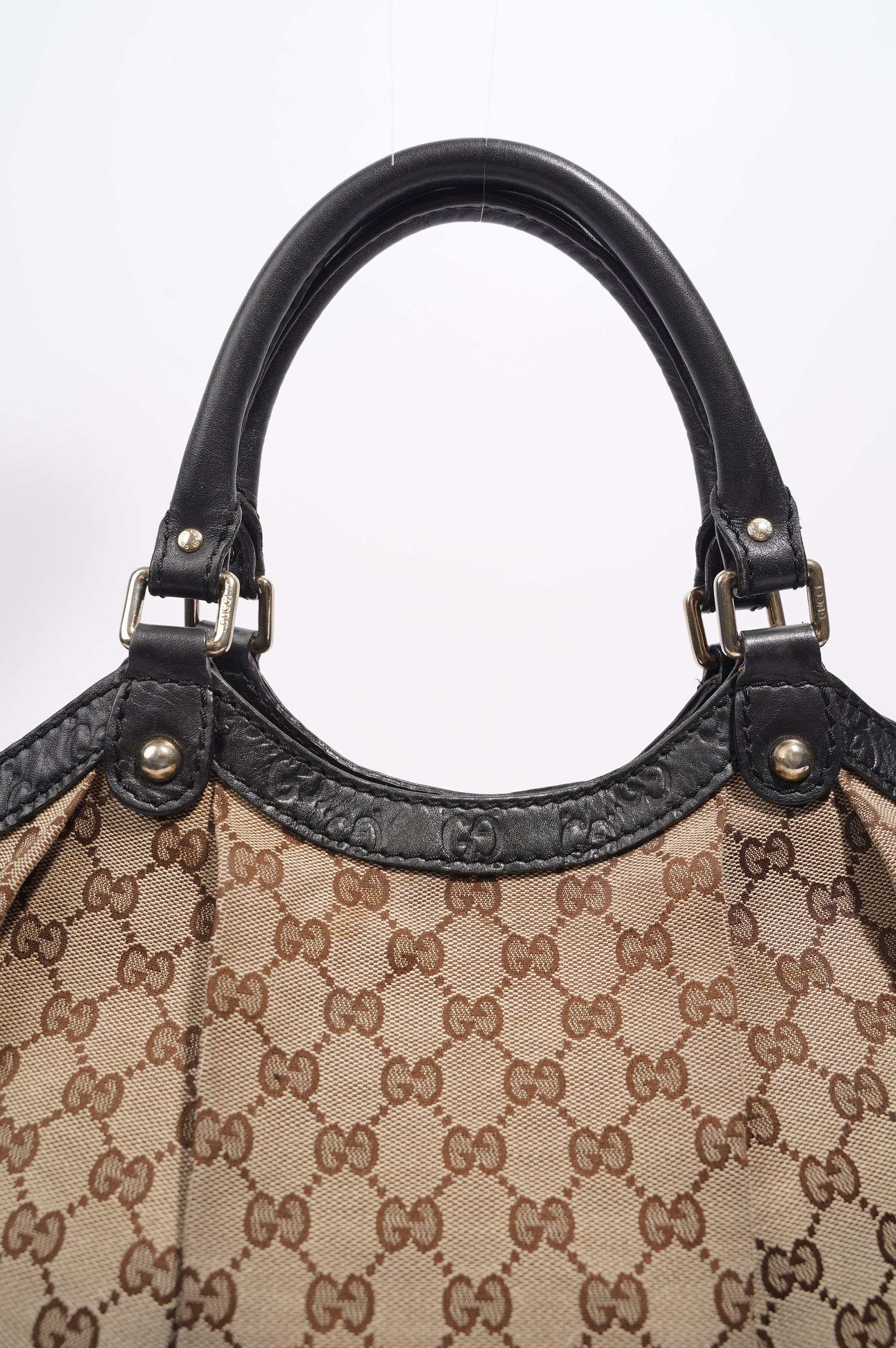 Gucci Sukey Tote Supreme