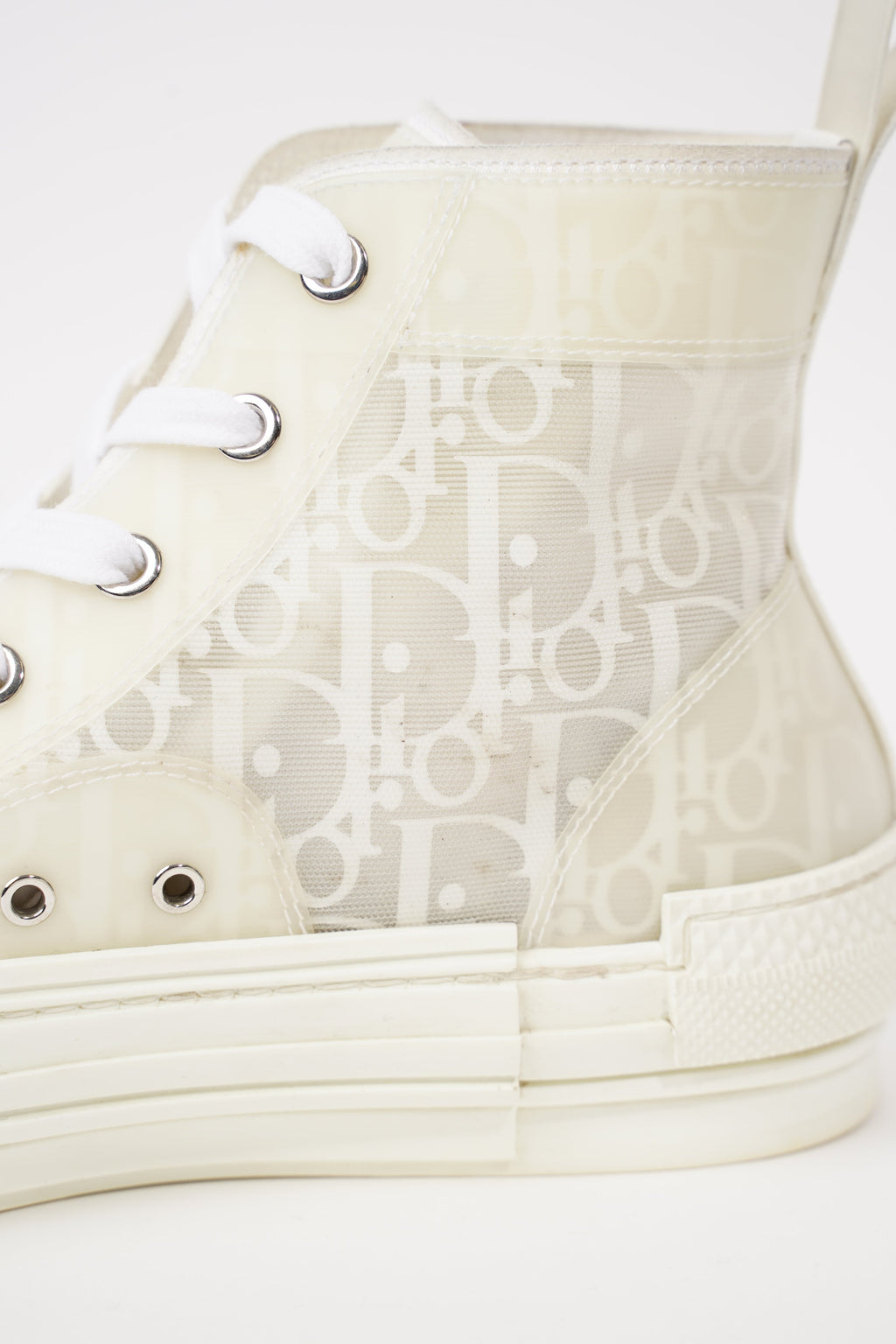 Christian Dior Womens B23 White EU 40.5 / UK 7.5