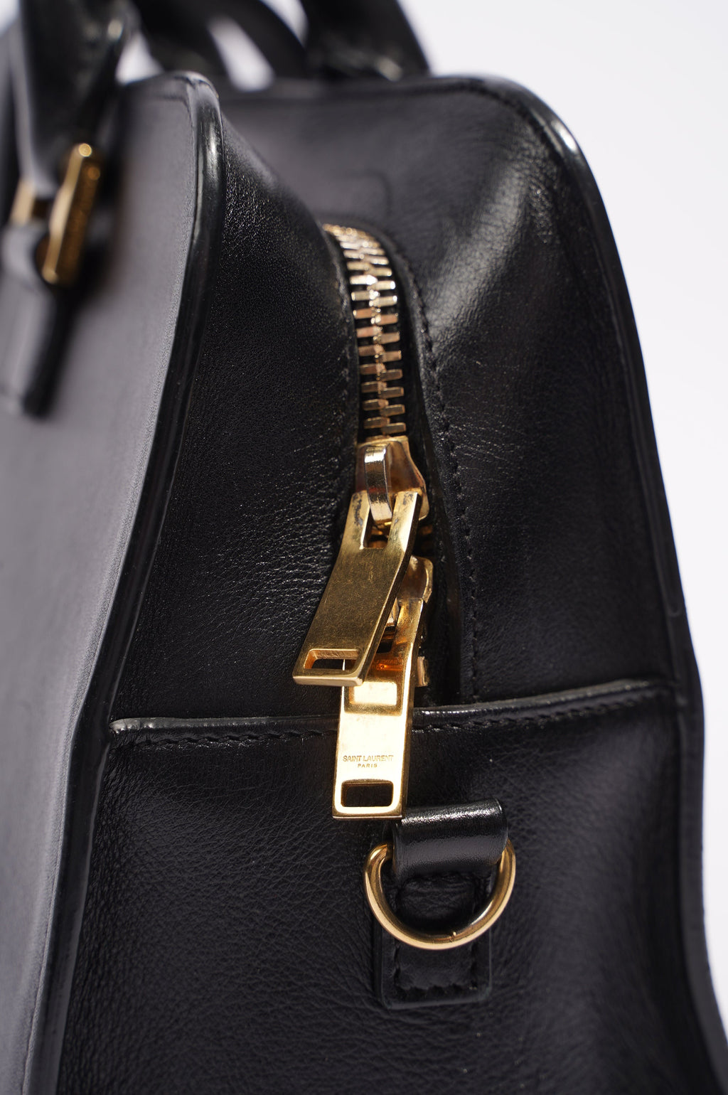 Saint Laurent Womens Cabas Black / Gold Small