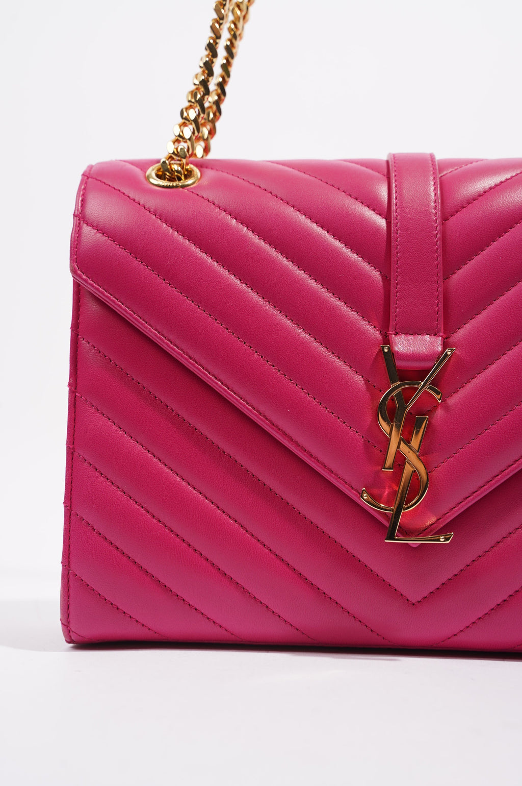 Saint Laurent Womens Chevron Envelope Bag Pink Medium