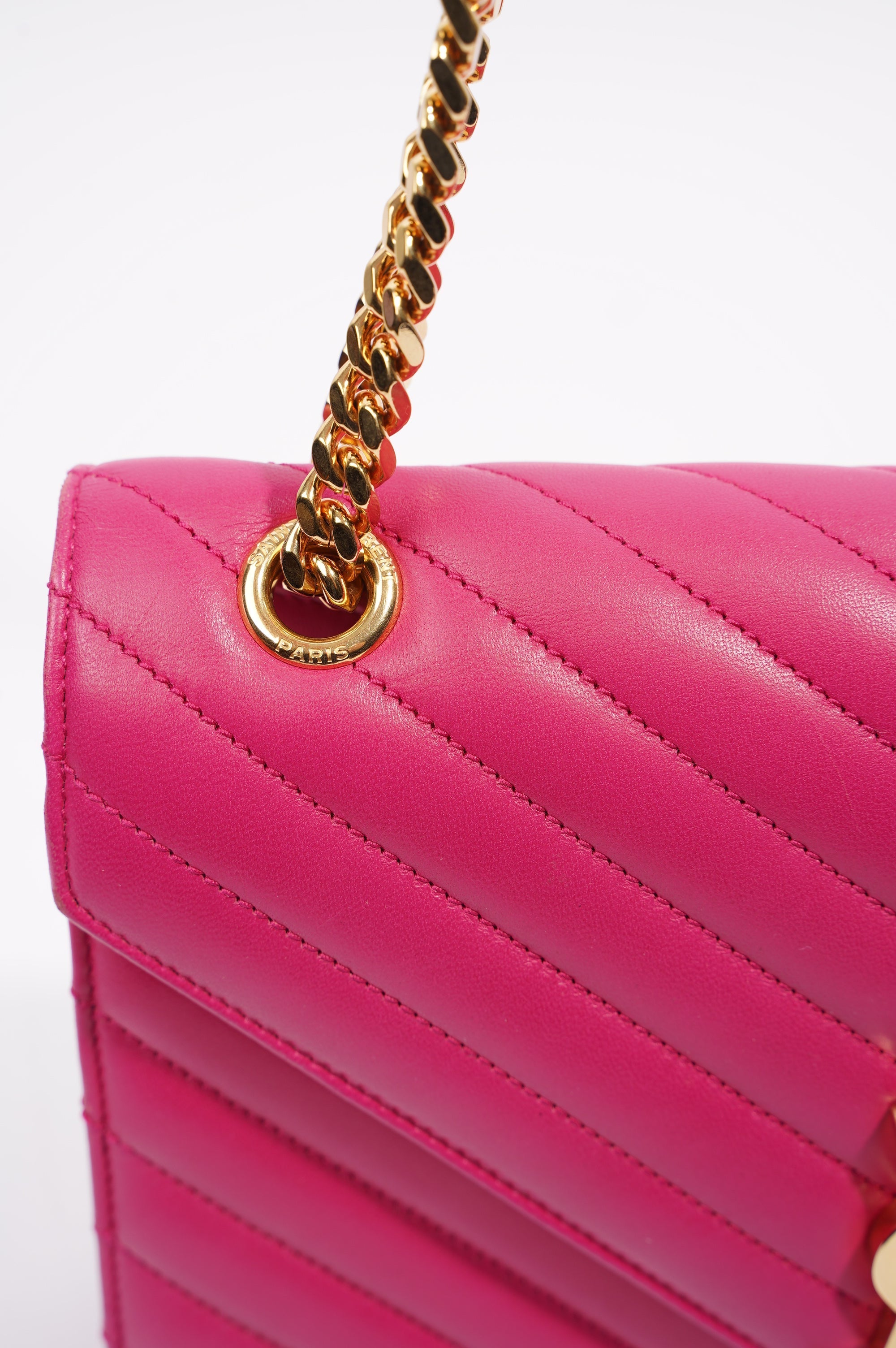 Saint Laurent Womens Chevron Envelope Bag Pink Medium
