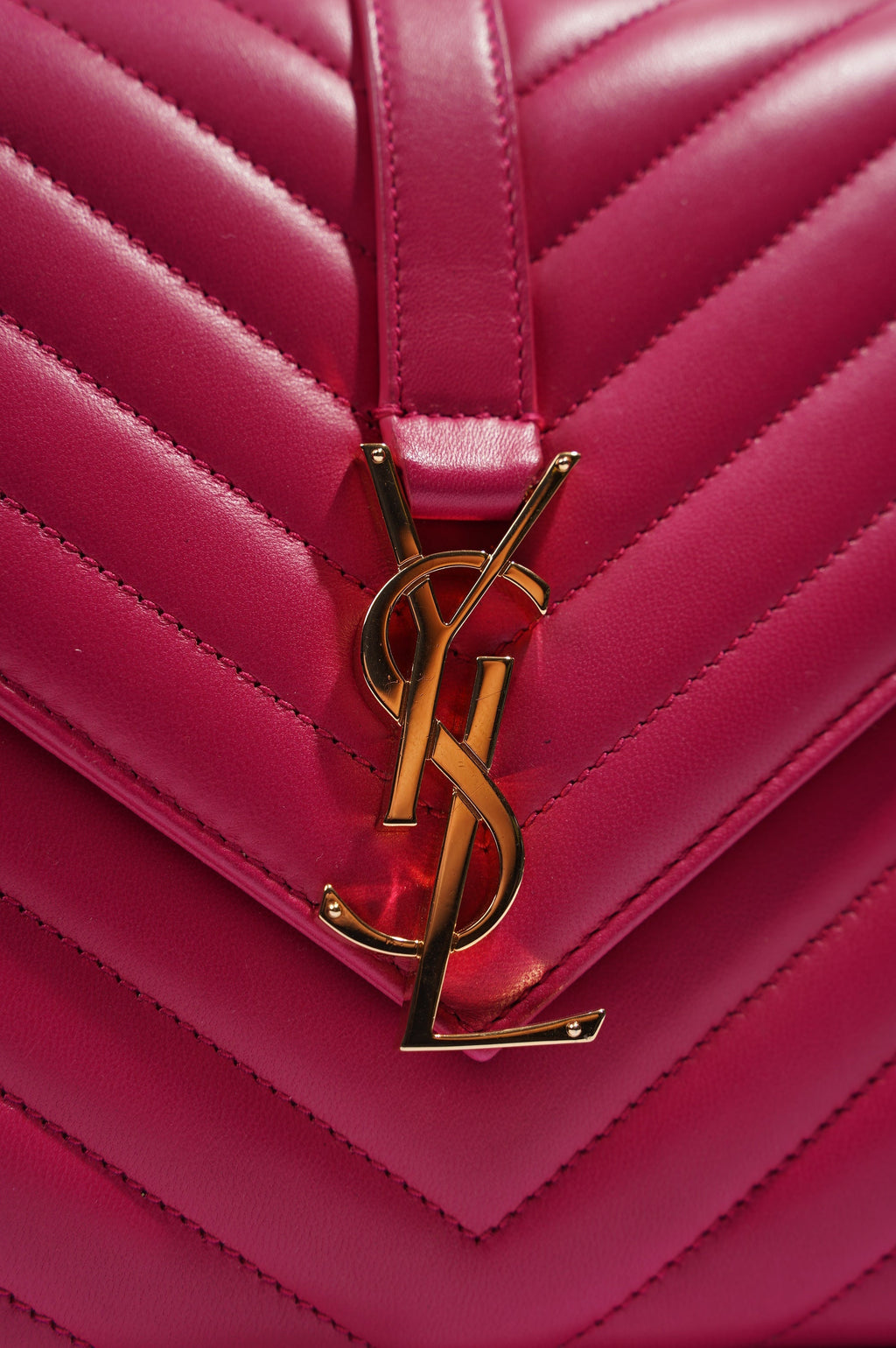 Saint Laurent Womens Chevron Envelope Bag Pink Medium