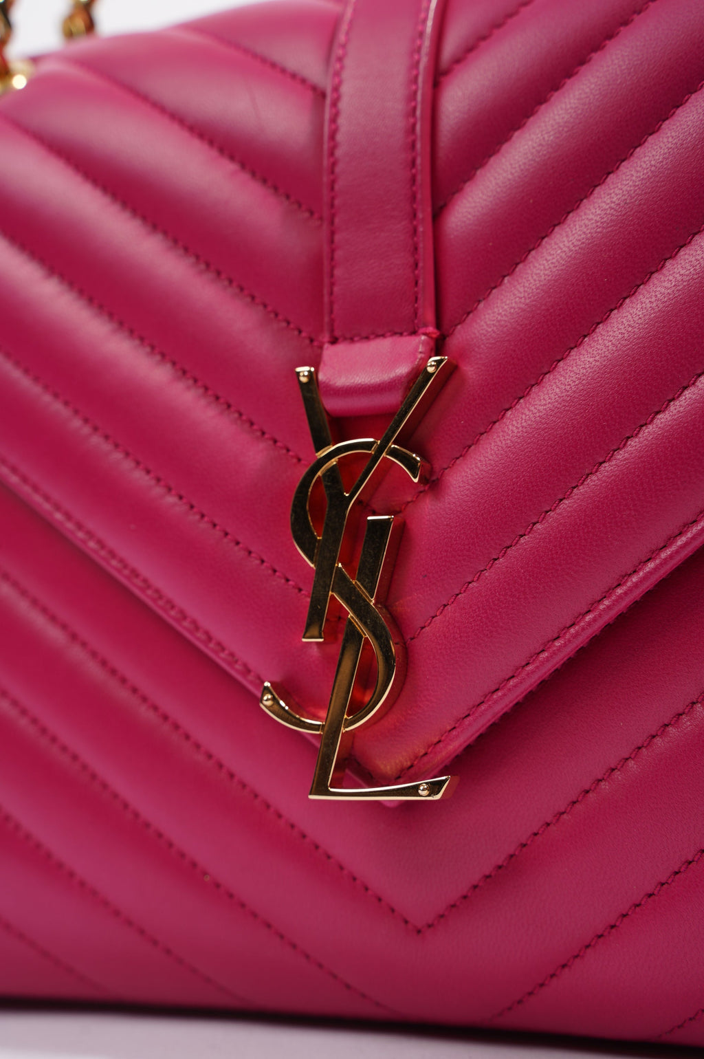 Saint Laurent Womens Chevron Envelope Bag Pink Medium