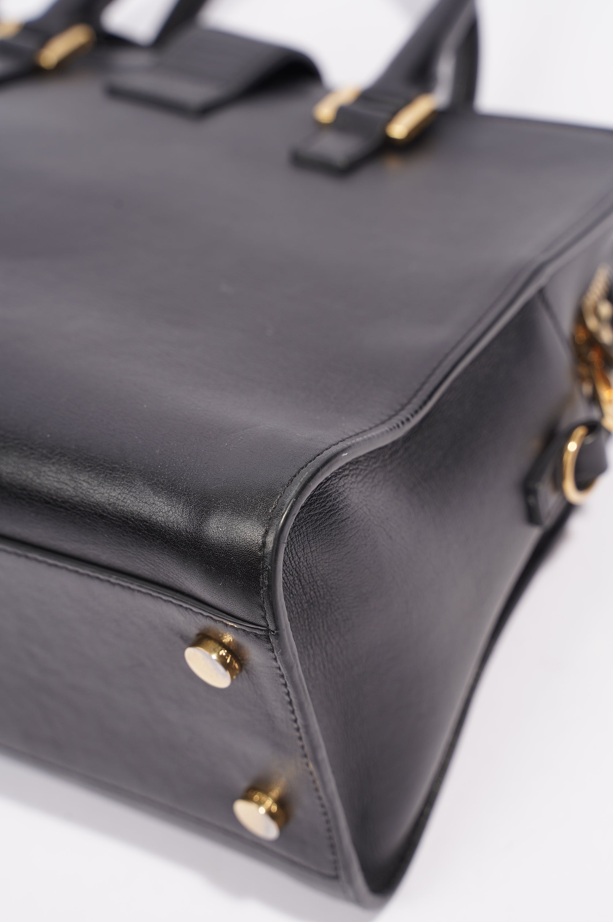 Saint Laurent Womens Cabas Black / Gold Small