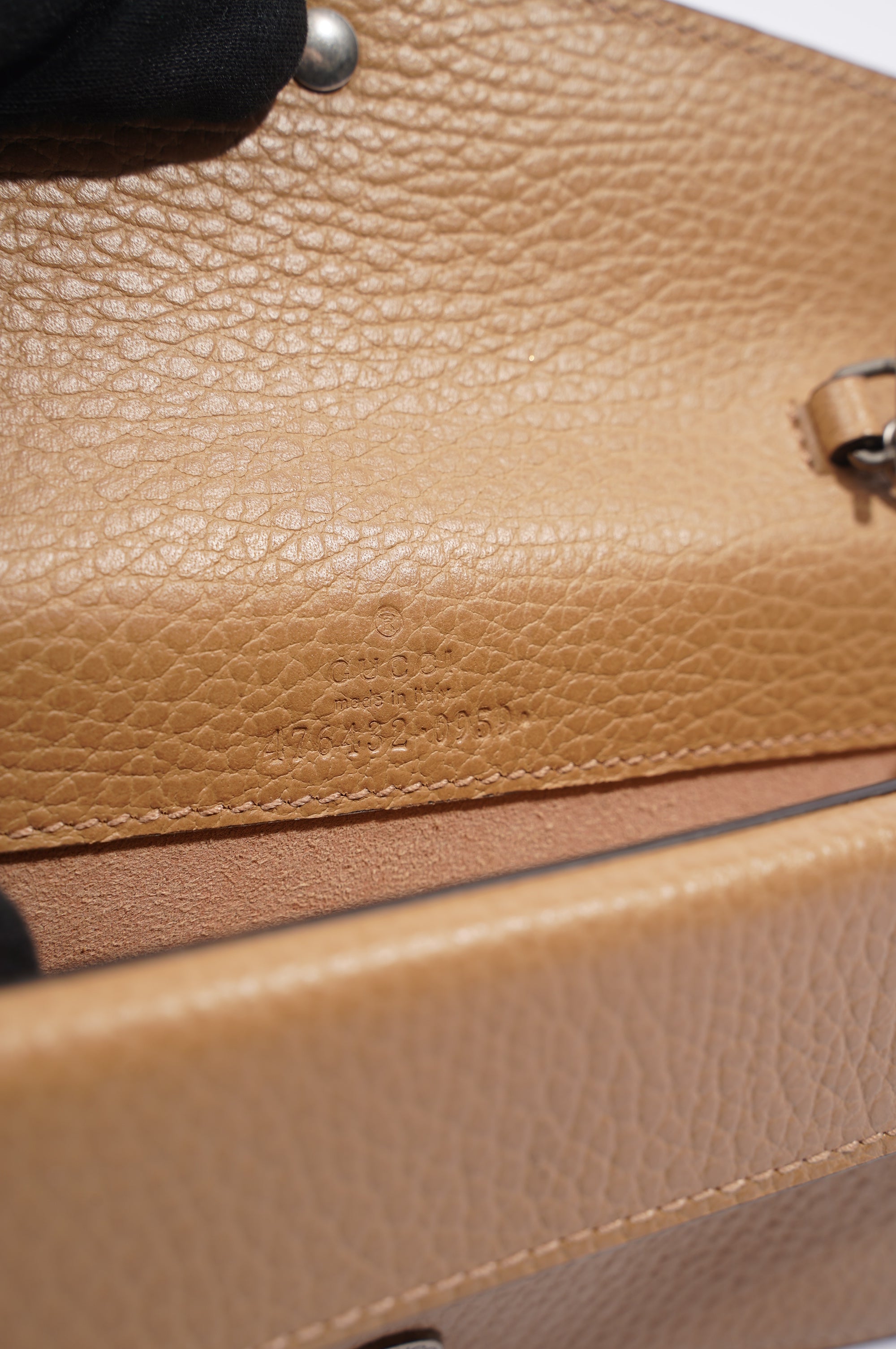 Gucci Womens Dionysus Camel Super Mini