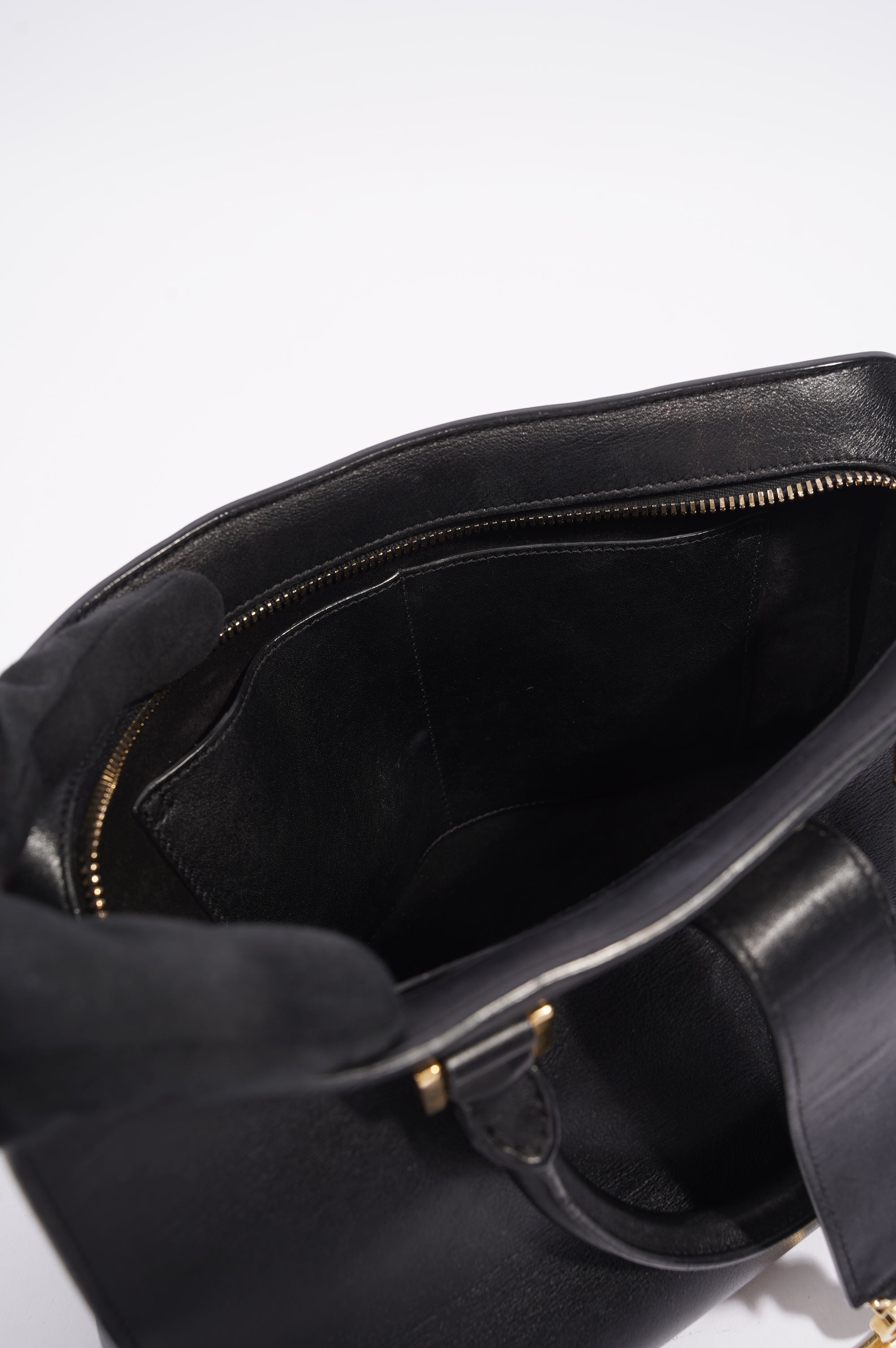Saint Laurent Womens Cabas Black / Gold Small