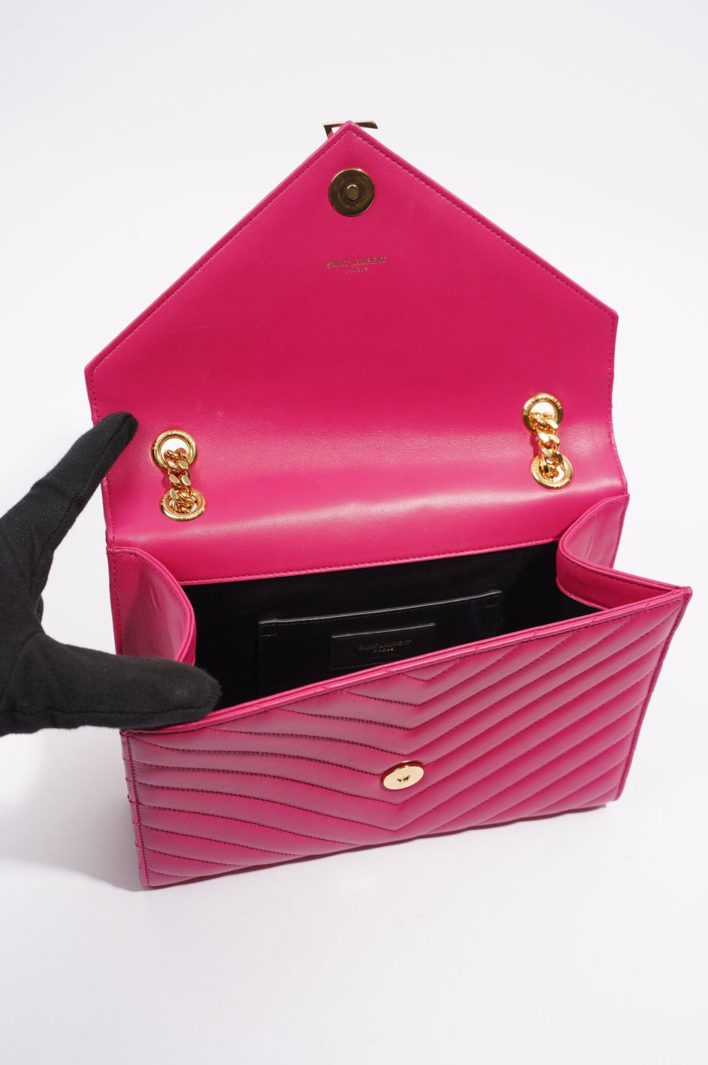 Saint Laurent Womens Chevron Envelope Bag Pink Medium