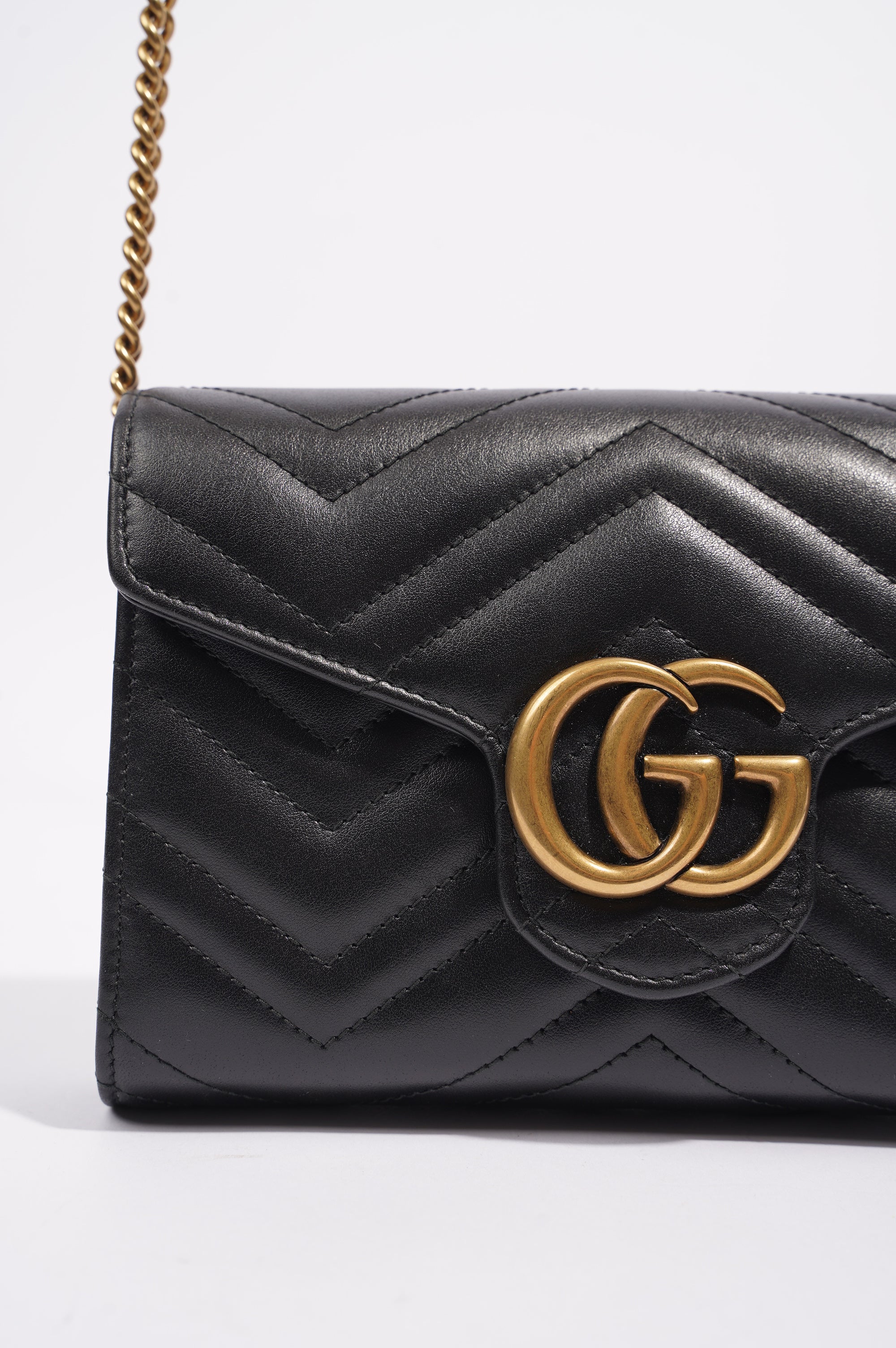Gucci Womens Marmont Flap Black / Gold Matelasse Mini