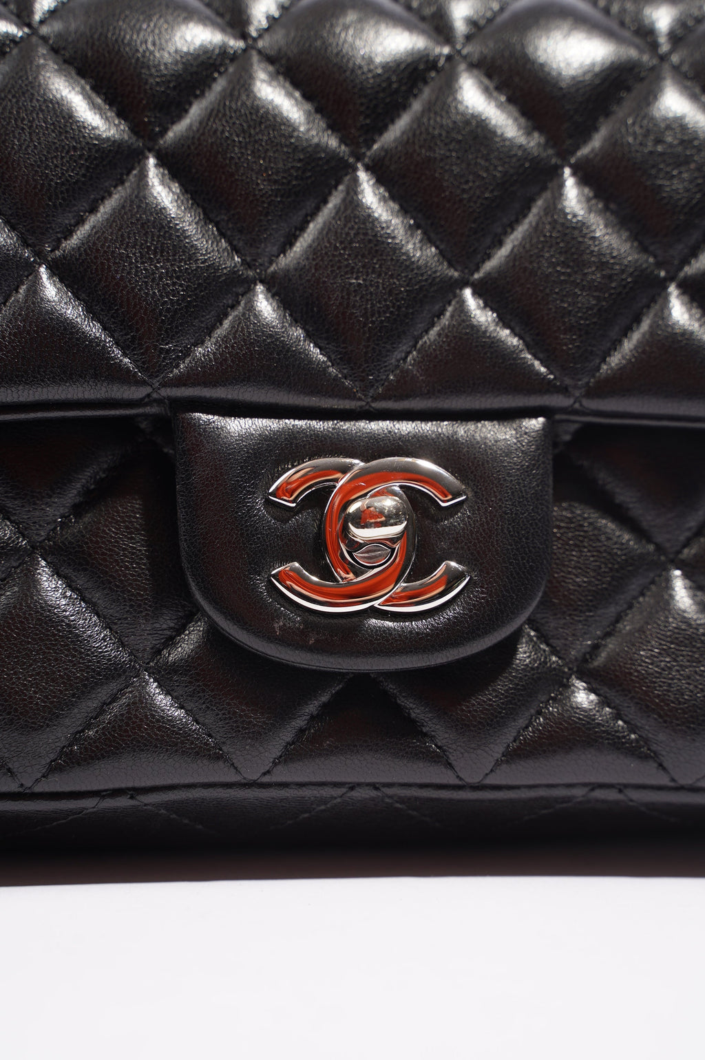 Chanel Womens Lambskin Flap Bag Black Mini