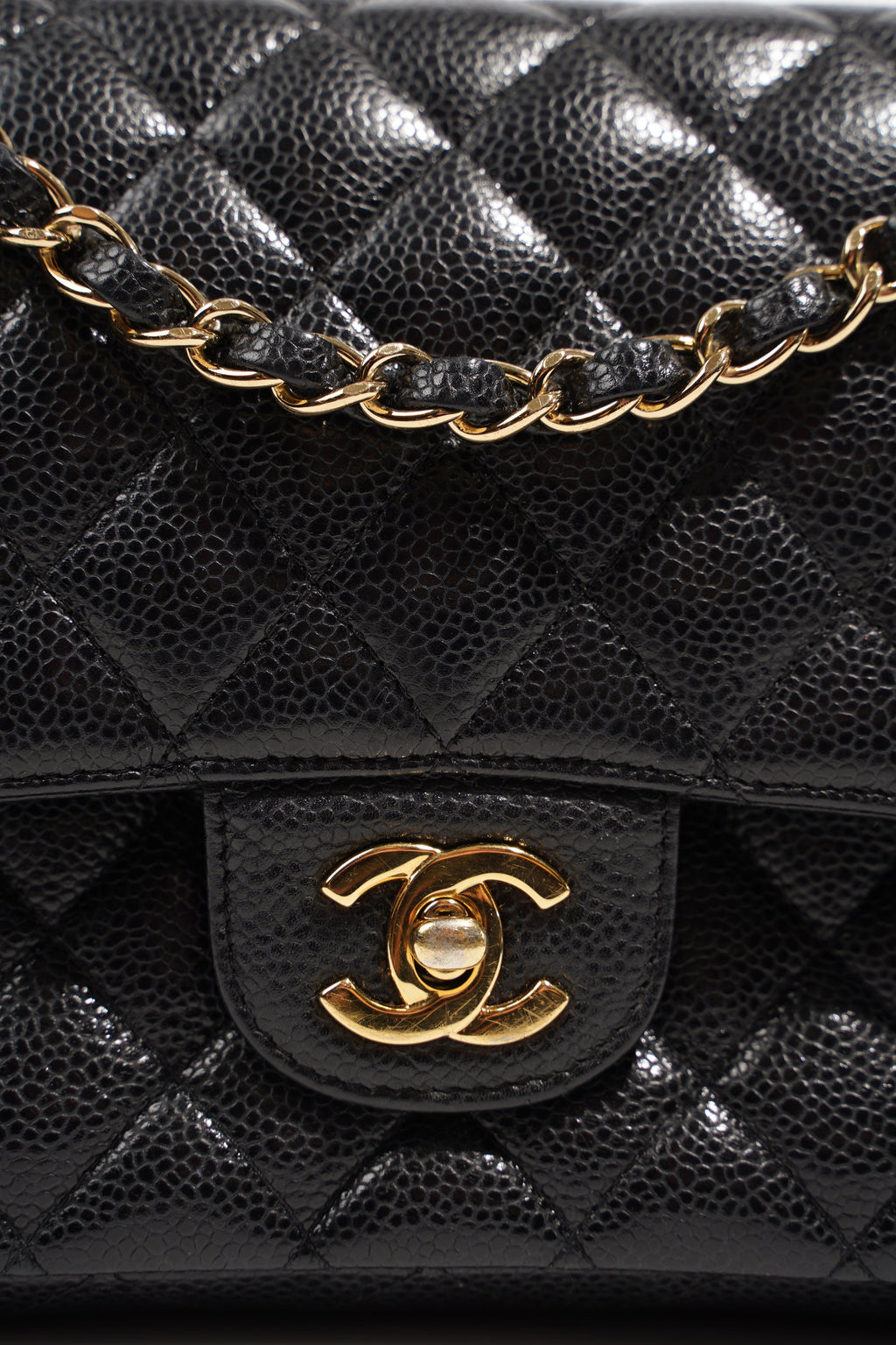 Chanel Womens Classic Flap Black Gold Medium