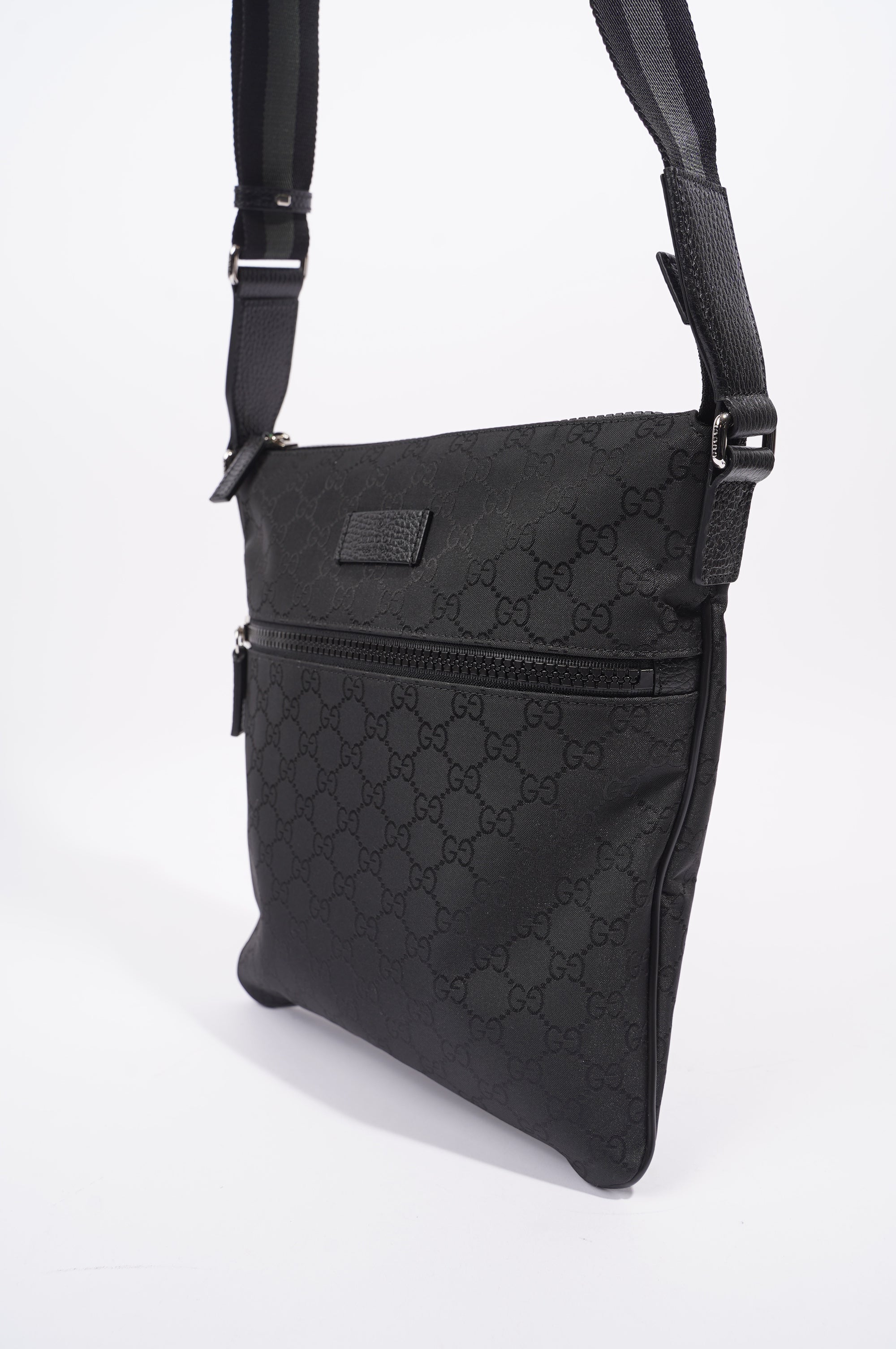 Gucci Mens GG Messenger Bag Black Small