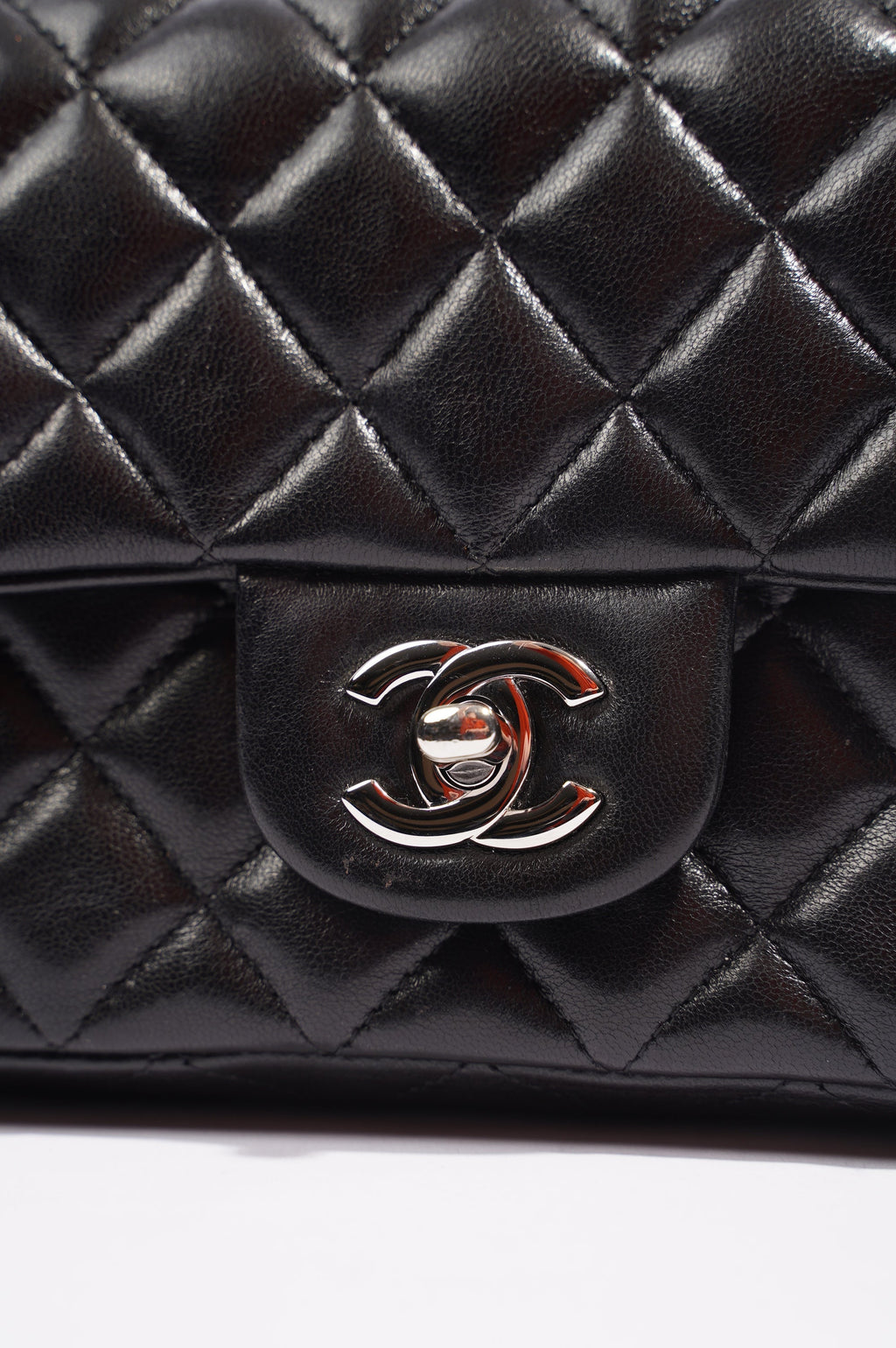 Chanel Womens Lambskin Flap Bag Black Mini