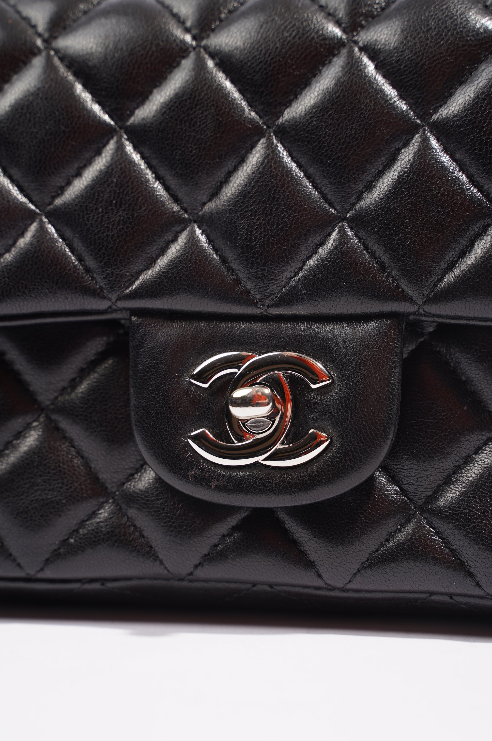 Chanel Womens Lambskin Flap Bag Black Mini